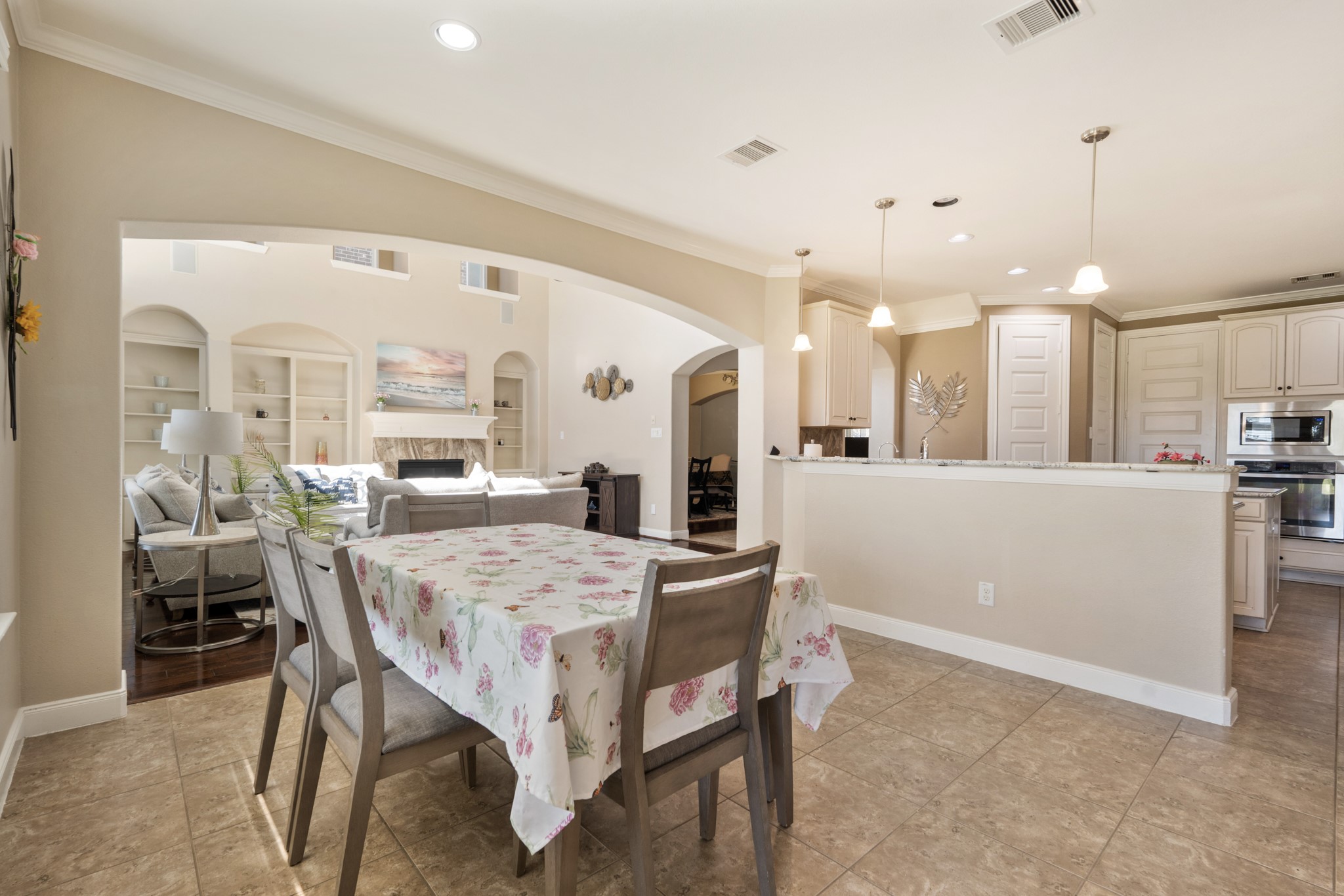 25611 Kearsley Drive Property Photo 24