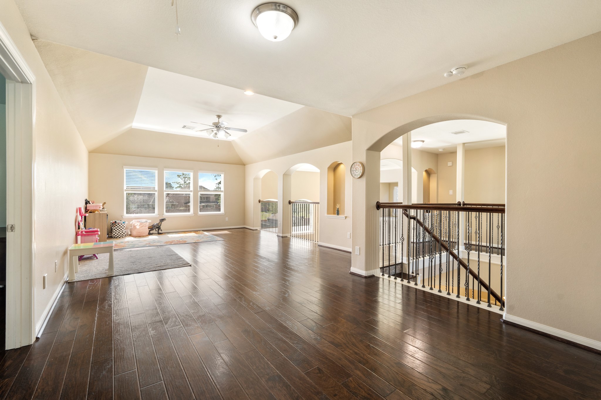 25611 Kearsley Drive Property Photo 30