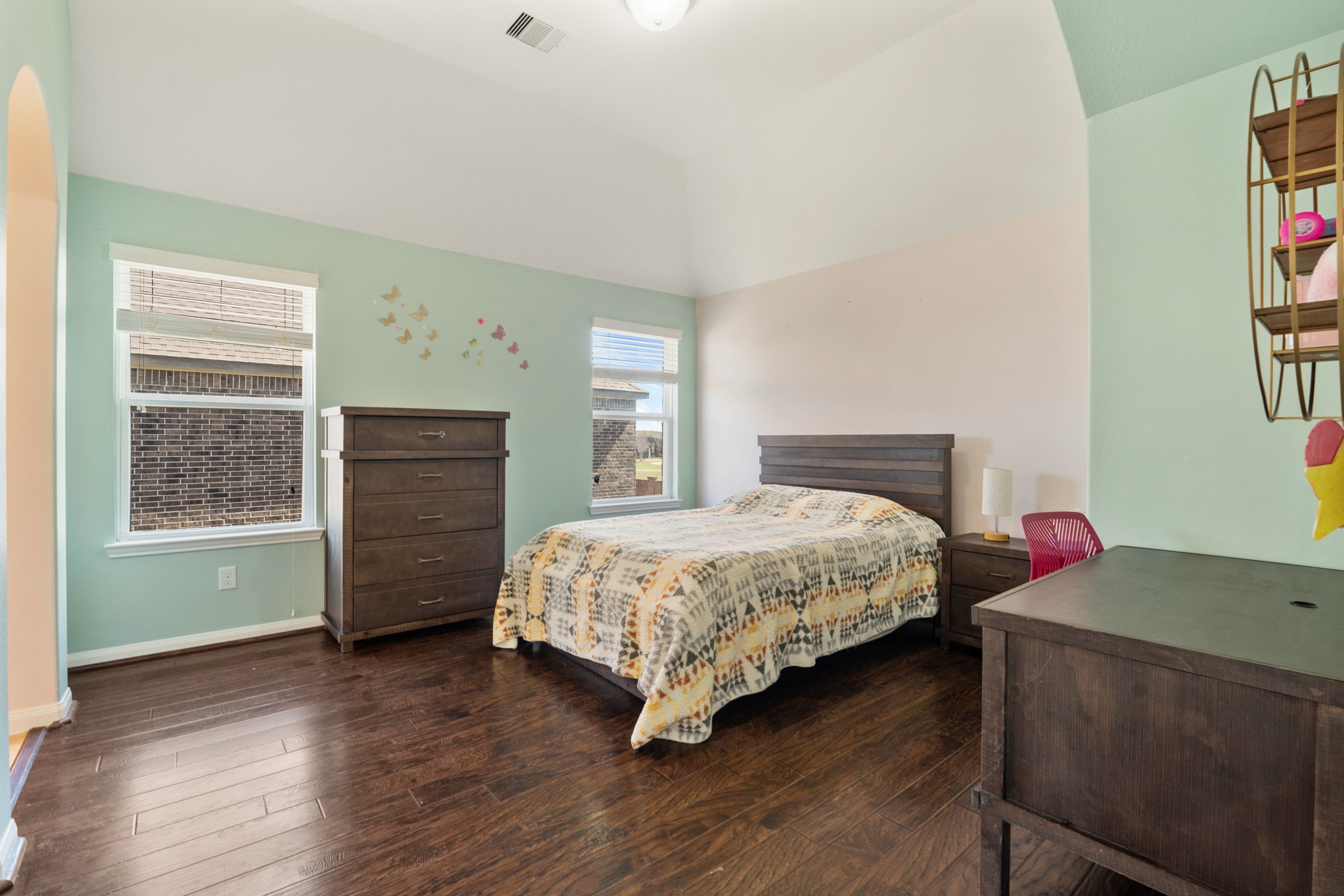 25611 Kearsley Drive Property Photo 31