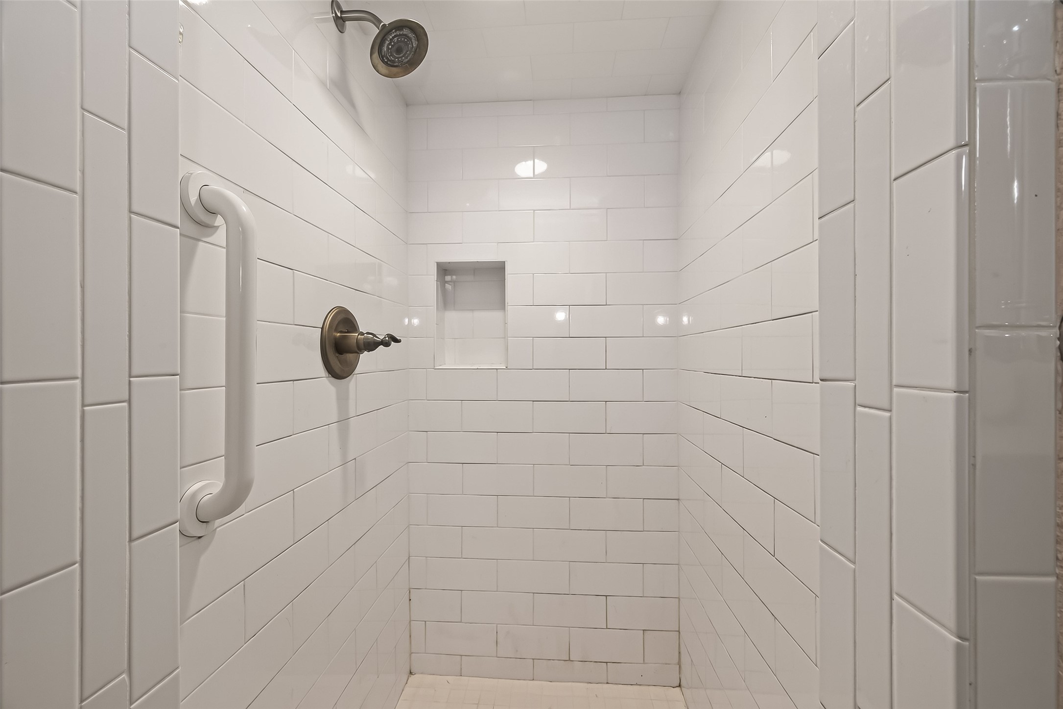 1209 Sunset Drive Property Photo 17