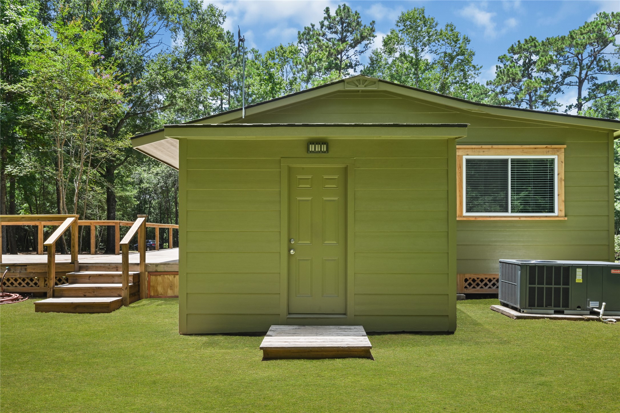 12509 Crockett Martin Rd Road Property Photo 4