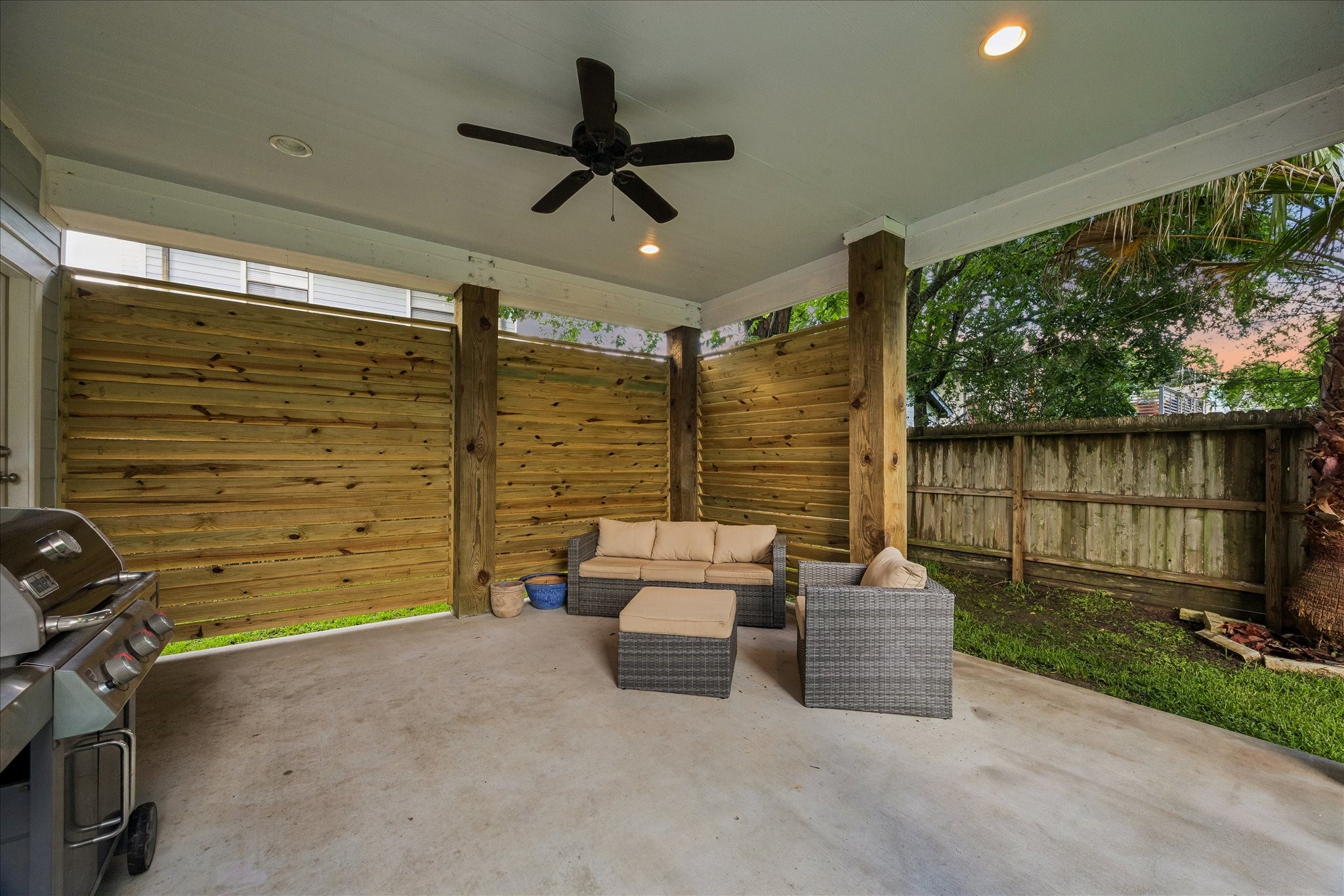 209 Queen Road Property Photo 36