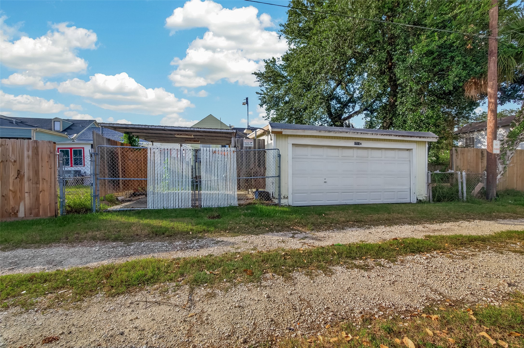 1711 Avenue M Property Photo 11