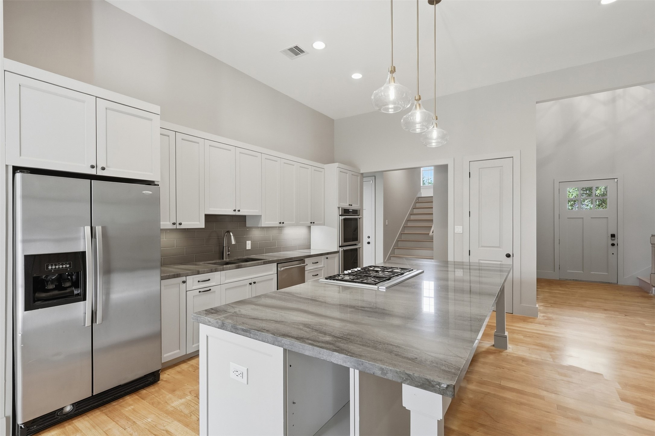 16017 Kube Court Property Photo 7