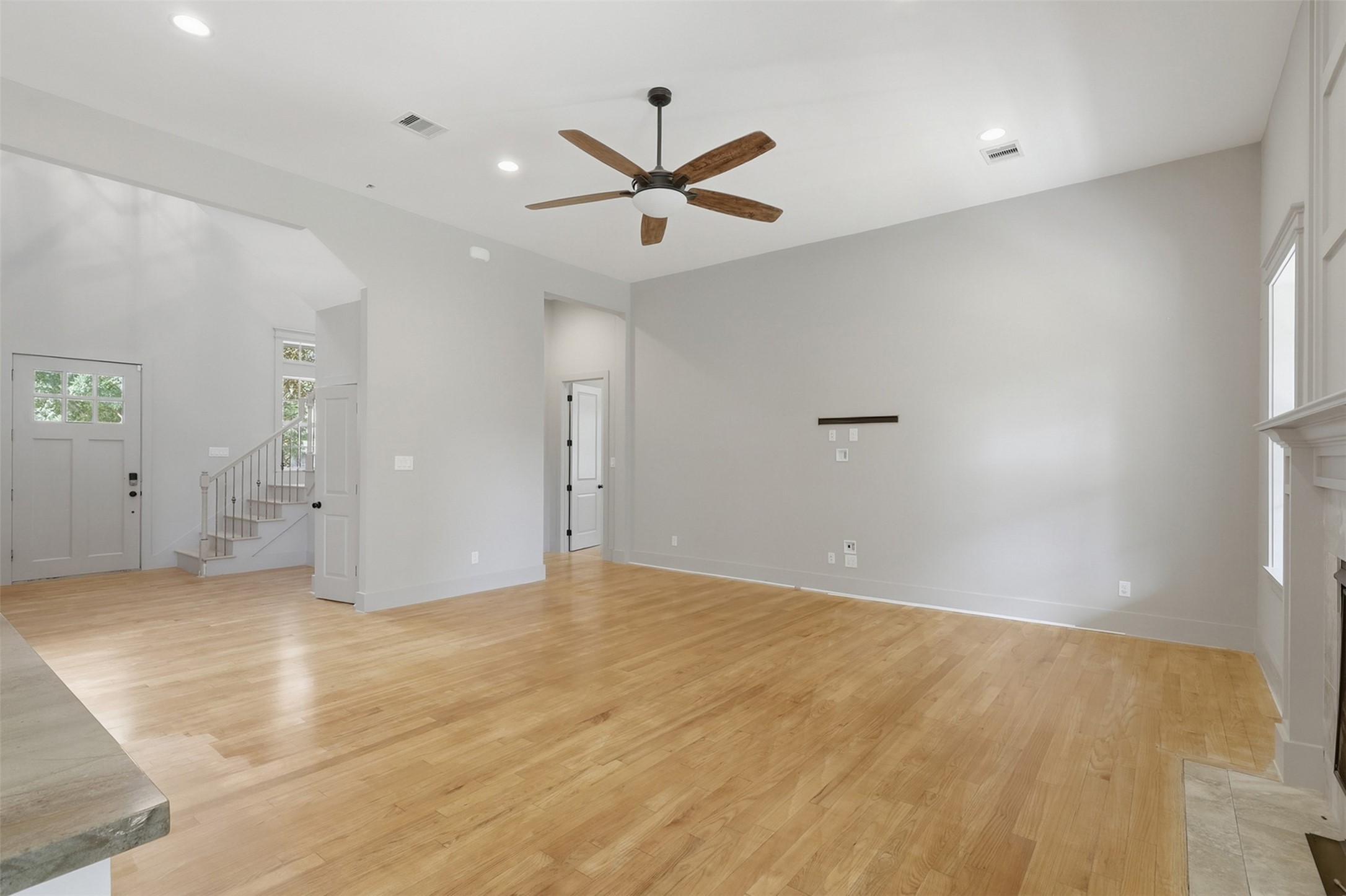 16017 Kube Court Property Photo 10