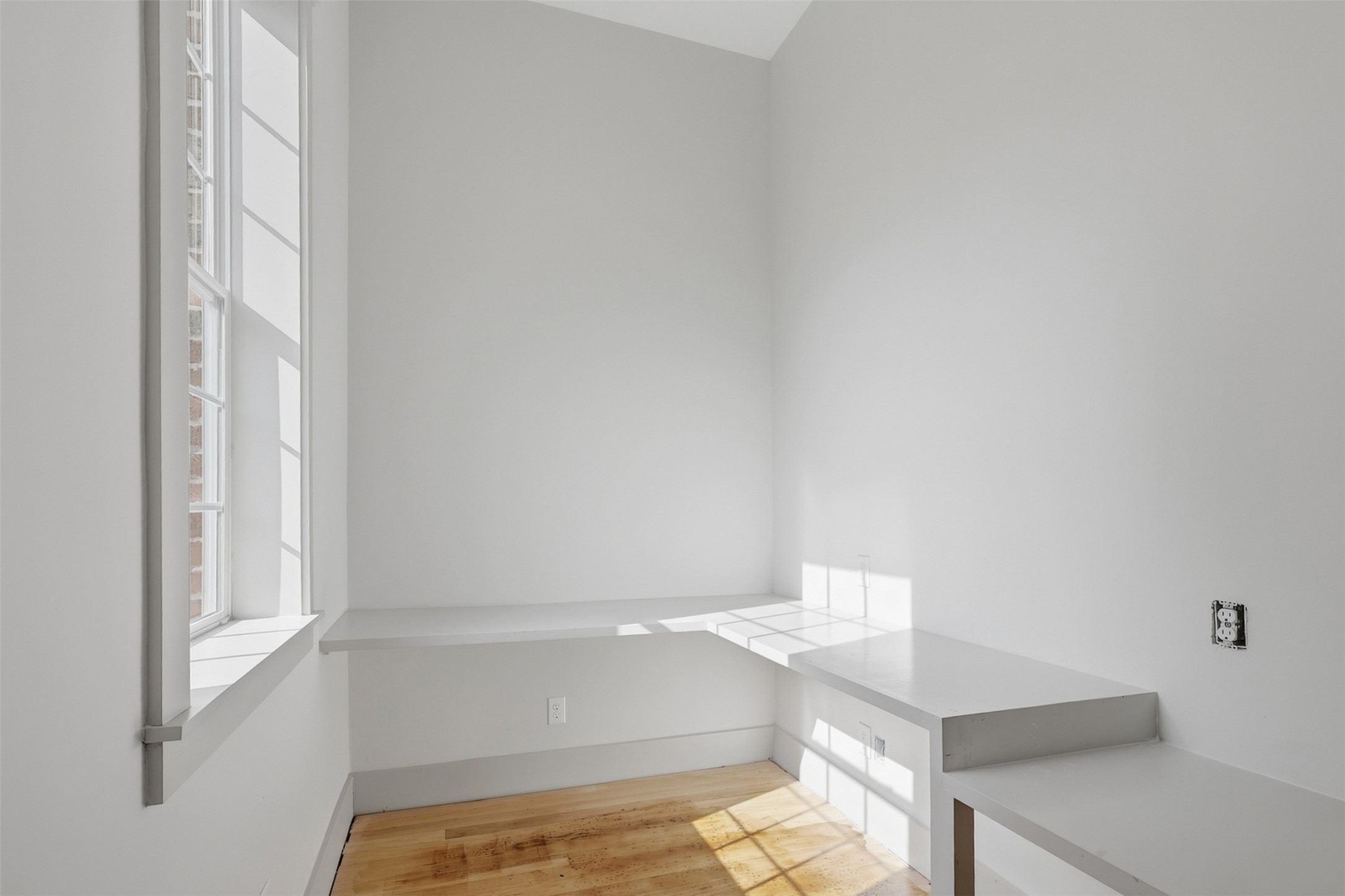 16017 Kube Court Property Photo 14