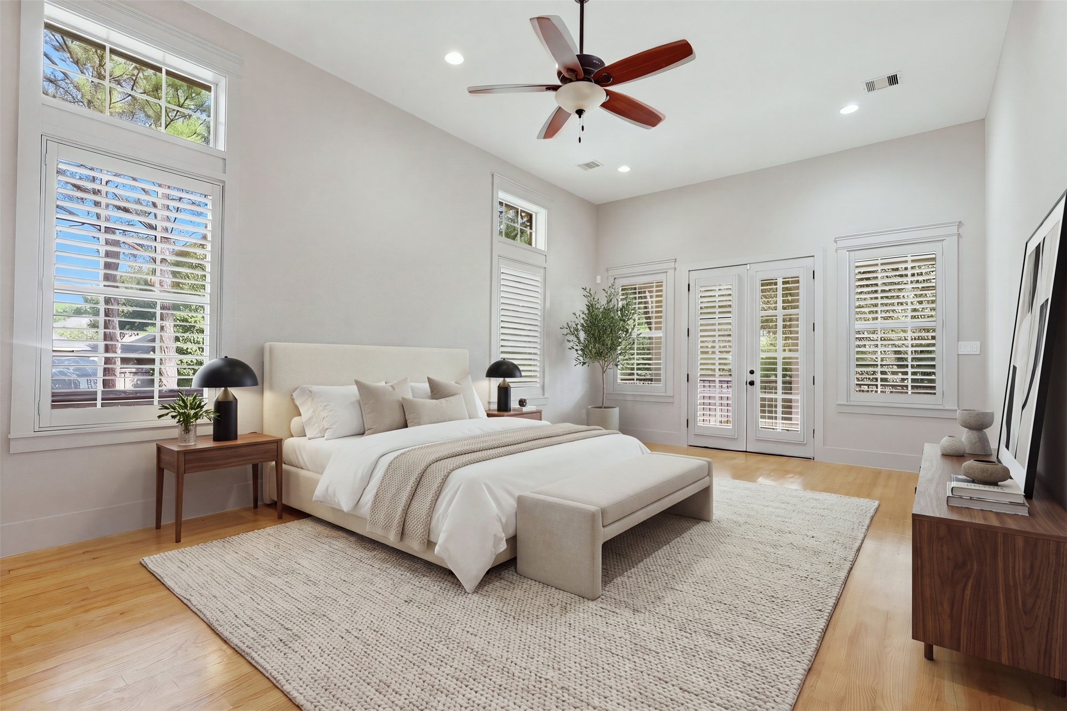 16017 Kube Court Property Photo 15