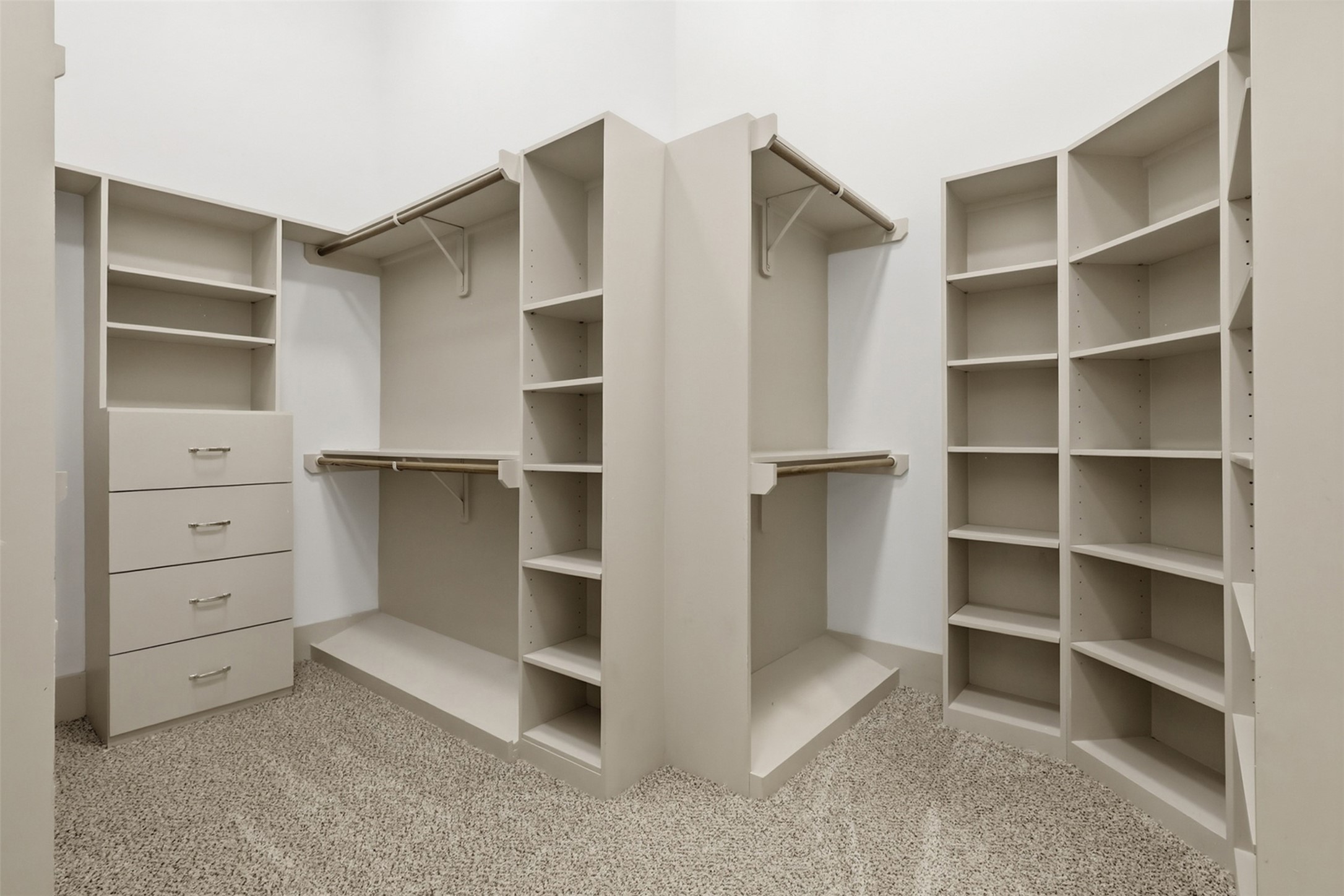 16017 Kube Court Property Photo 16
