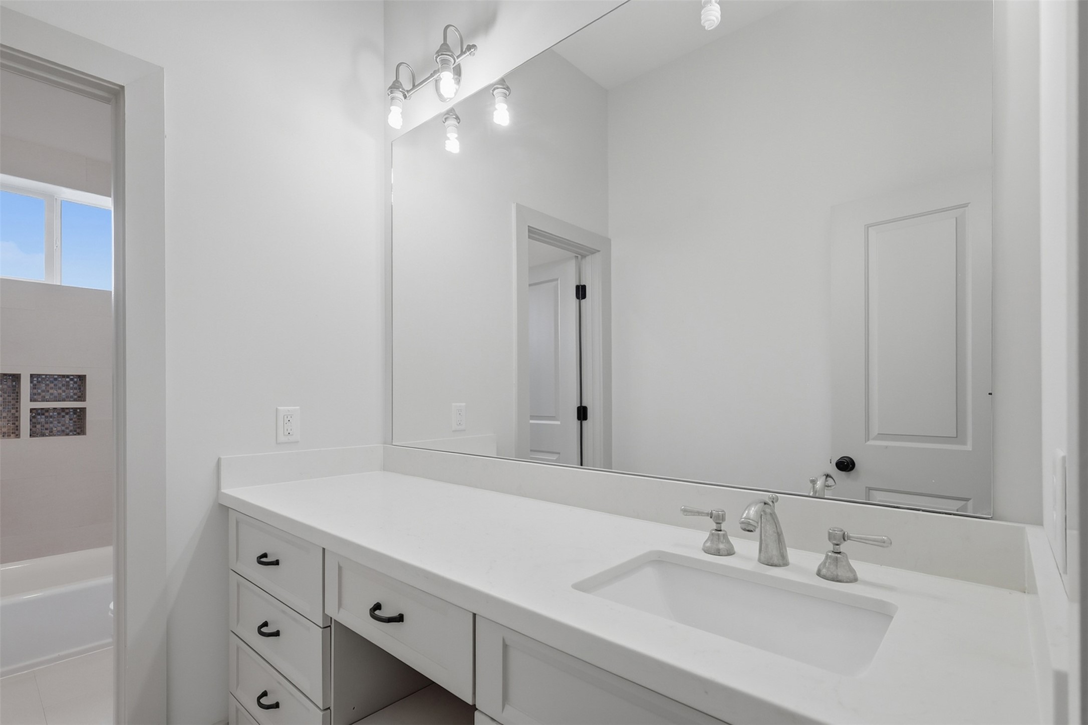 16017 Kube Court Property Photo 24