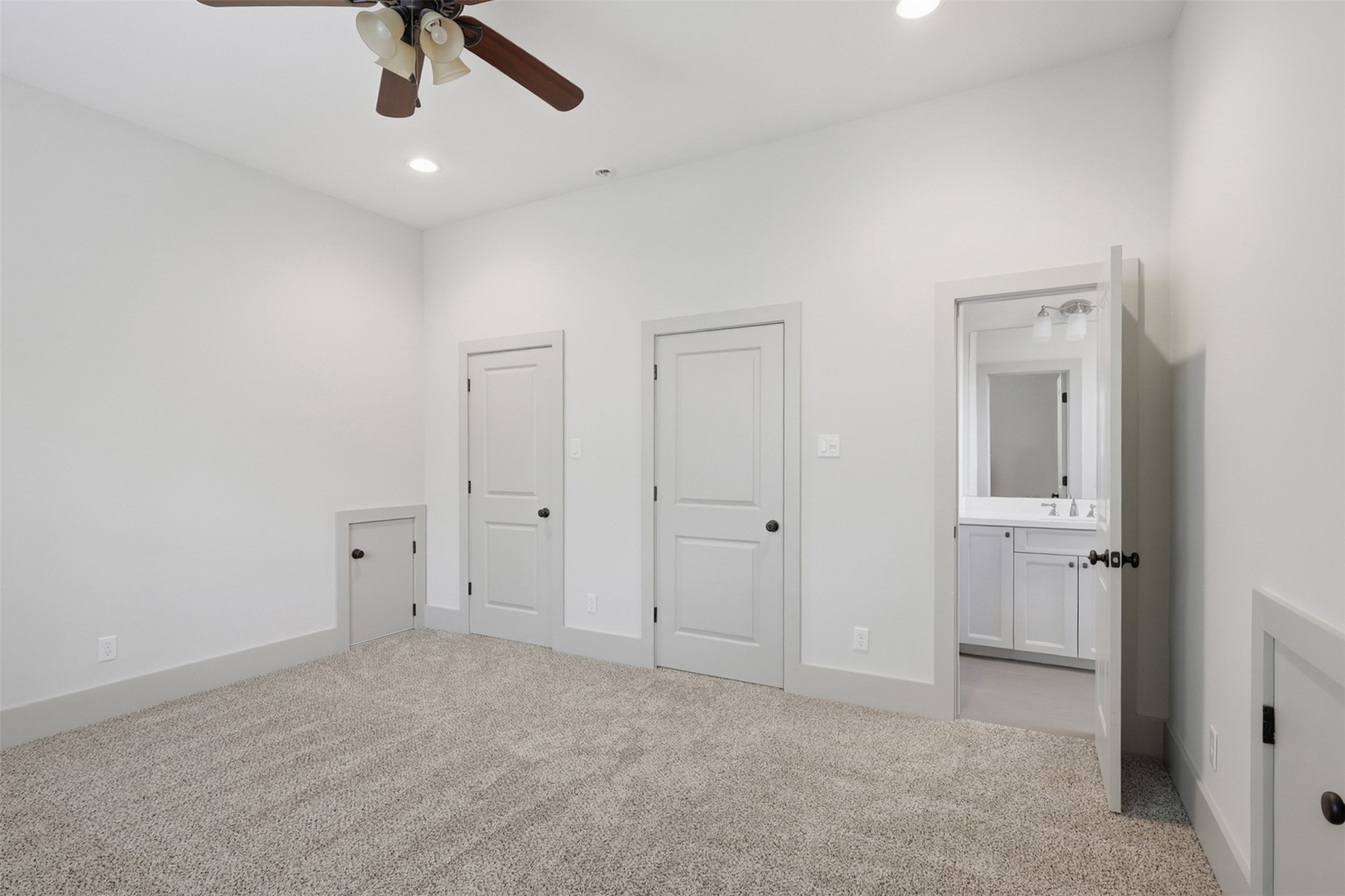 16017 Kube Court Property Photo 25