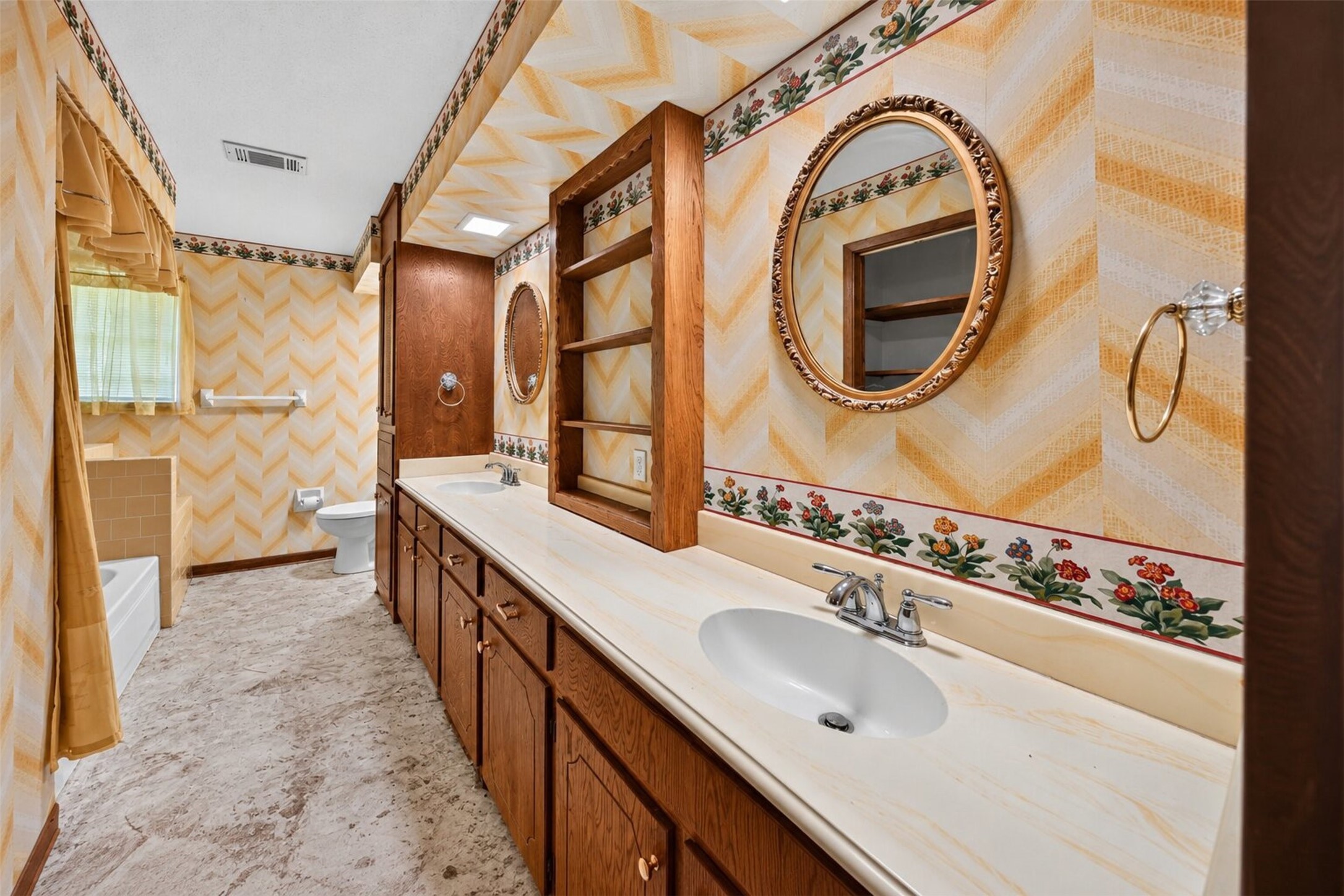 3908 Carlson Lane Property Photo 18