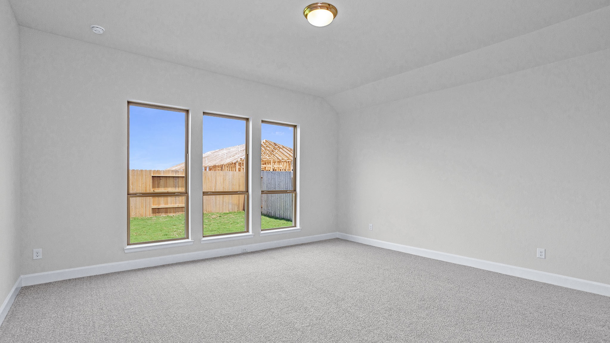 18634 Sweet Basil Drive Property Photo 10
