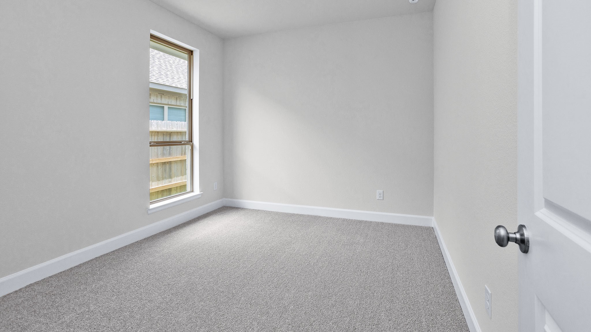 18634 Sweet Basil Drive Property Photo 15