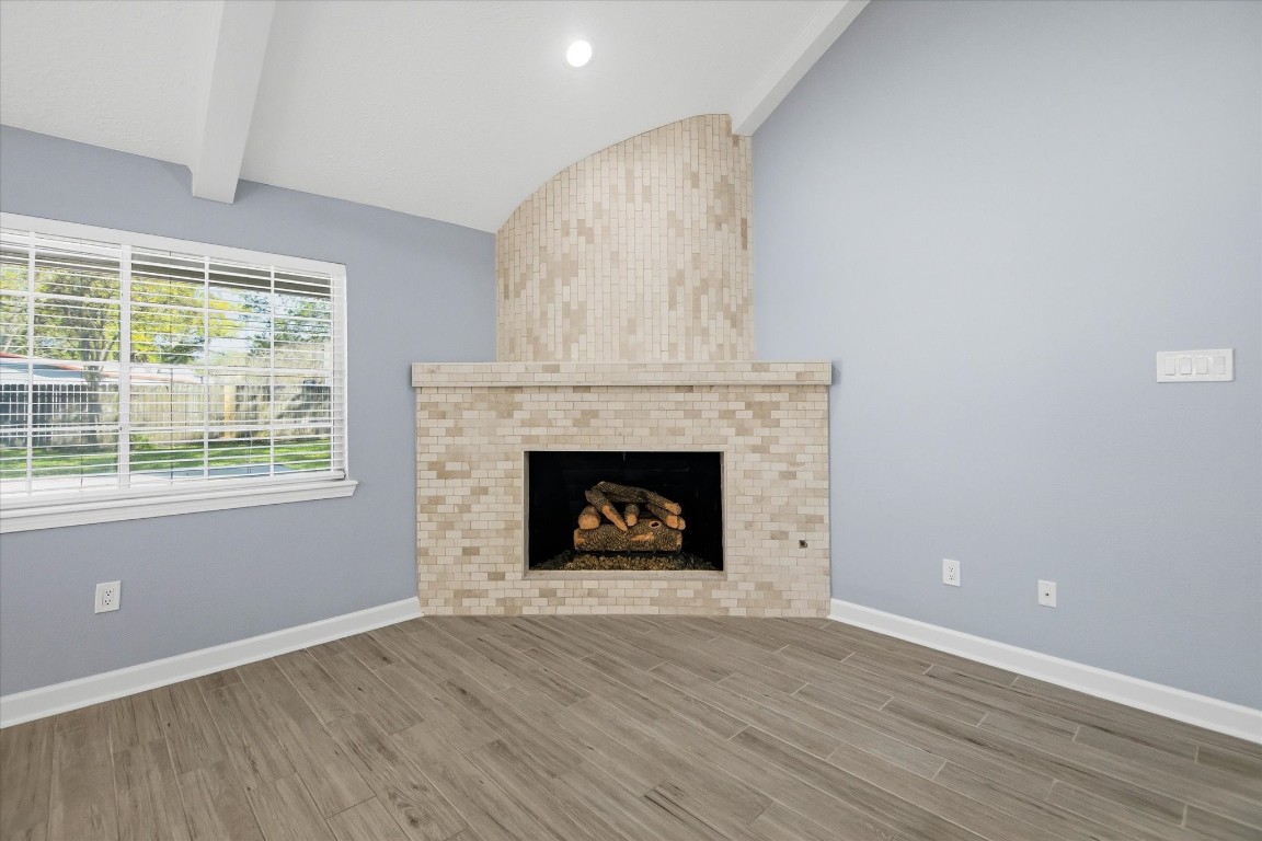 5006 Homewood Lane Property Photo 6
