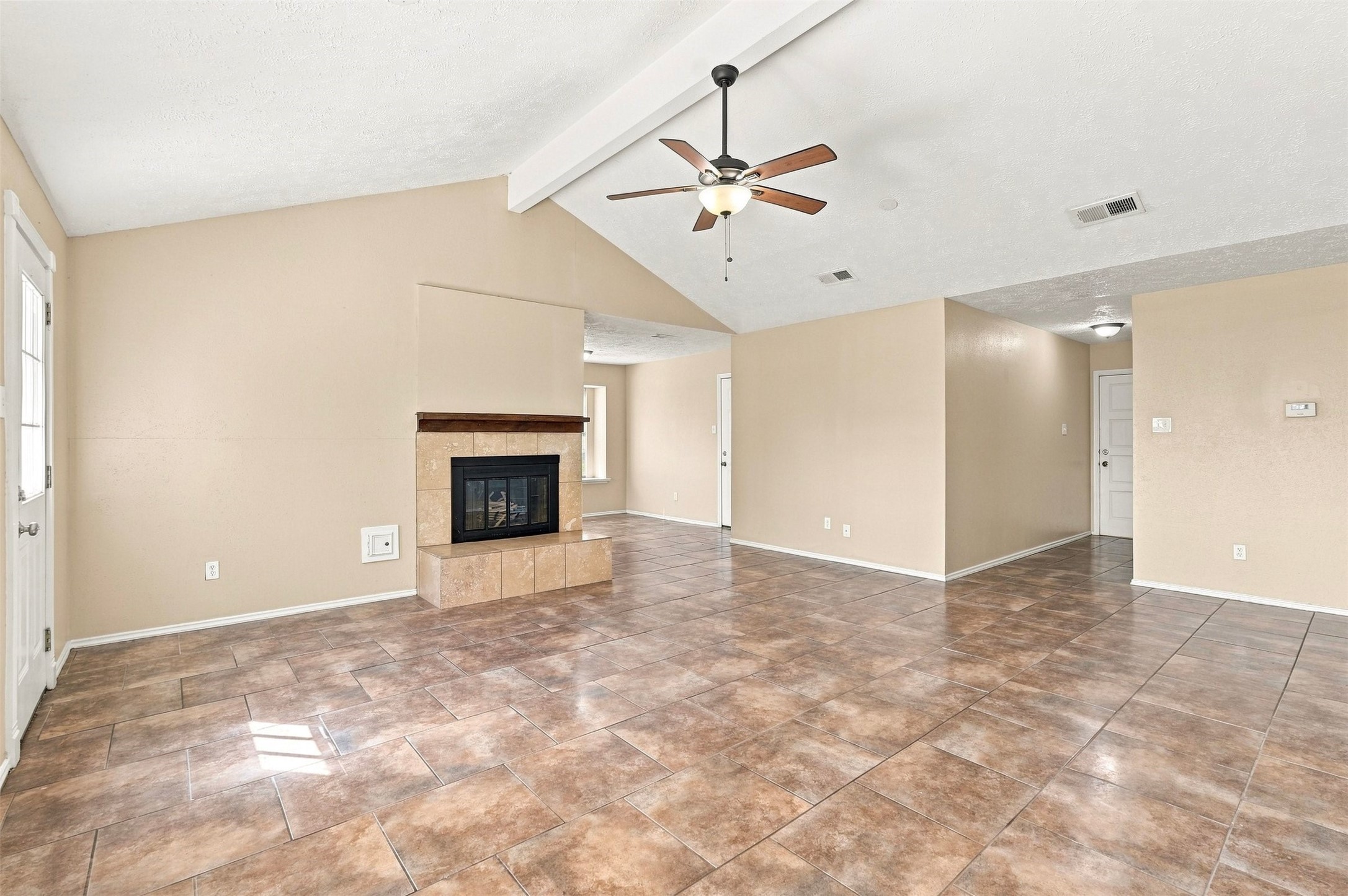 19315 Spanish Needle Drive Property Photo 6