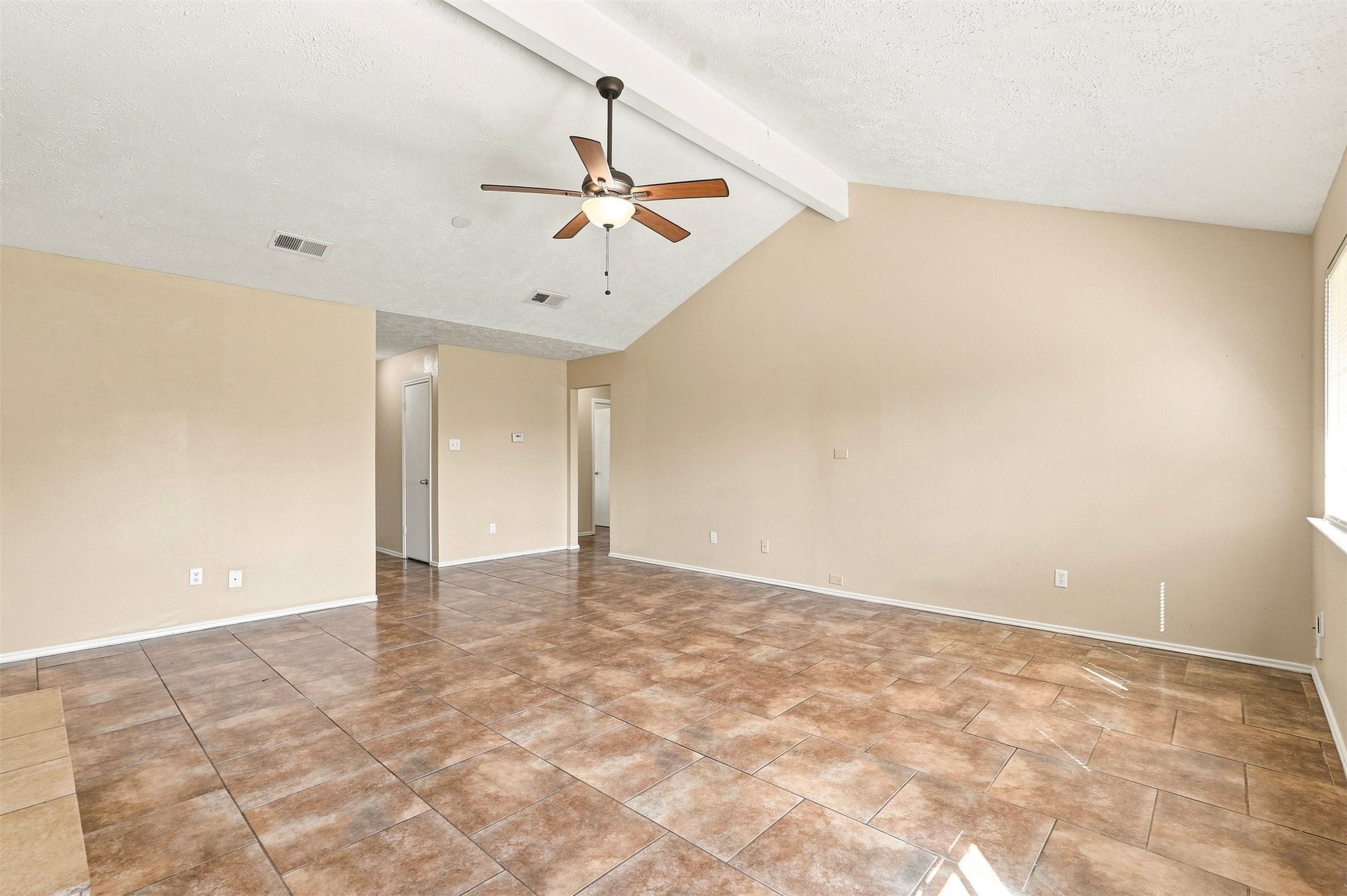 19315 Spanish Needle Drive Property Photo 7