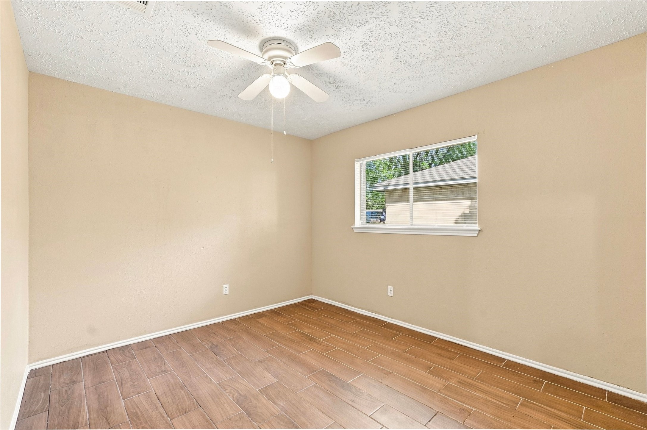 19315 Spanish Needle Drive Property Photo 16