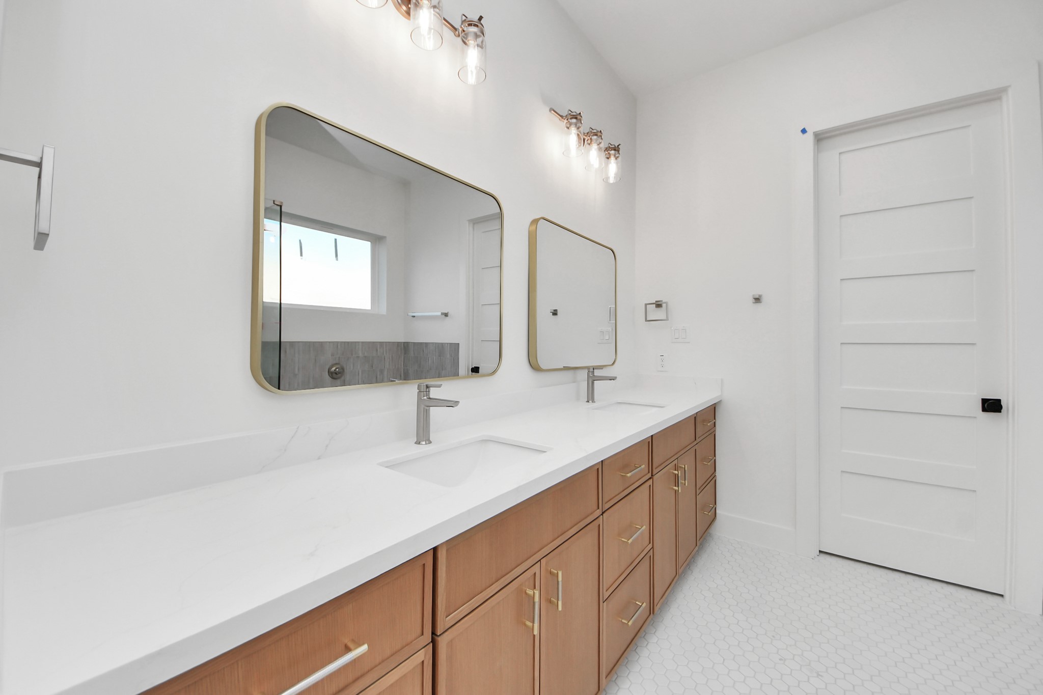 4819 Austin Street B Property Photo 27