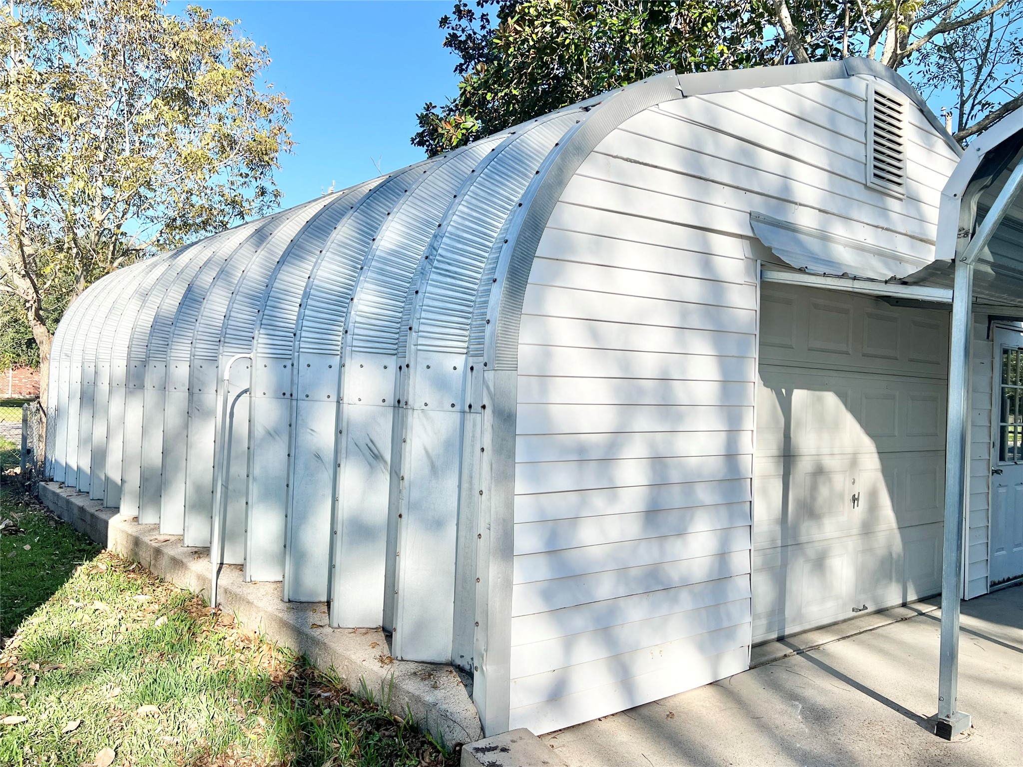 3806 Peck Street Property Photo 4