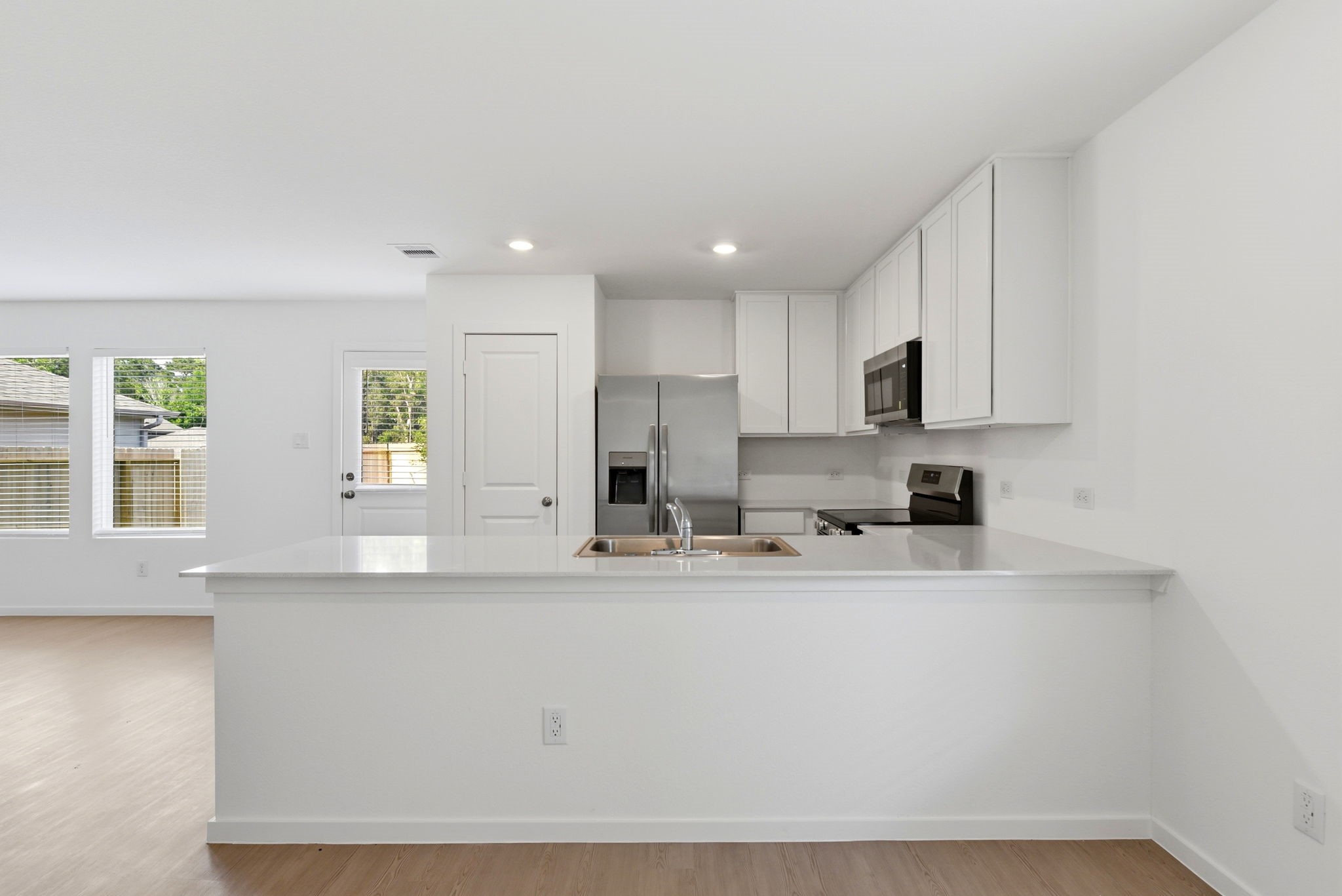629 Craven Street Property Photo 13