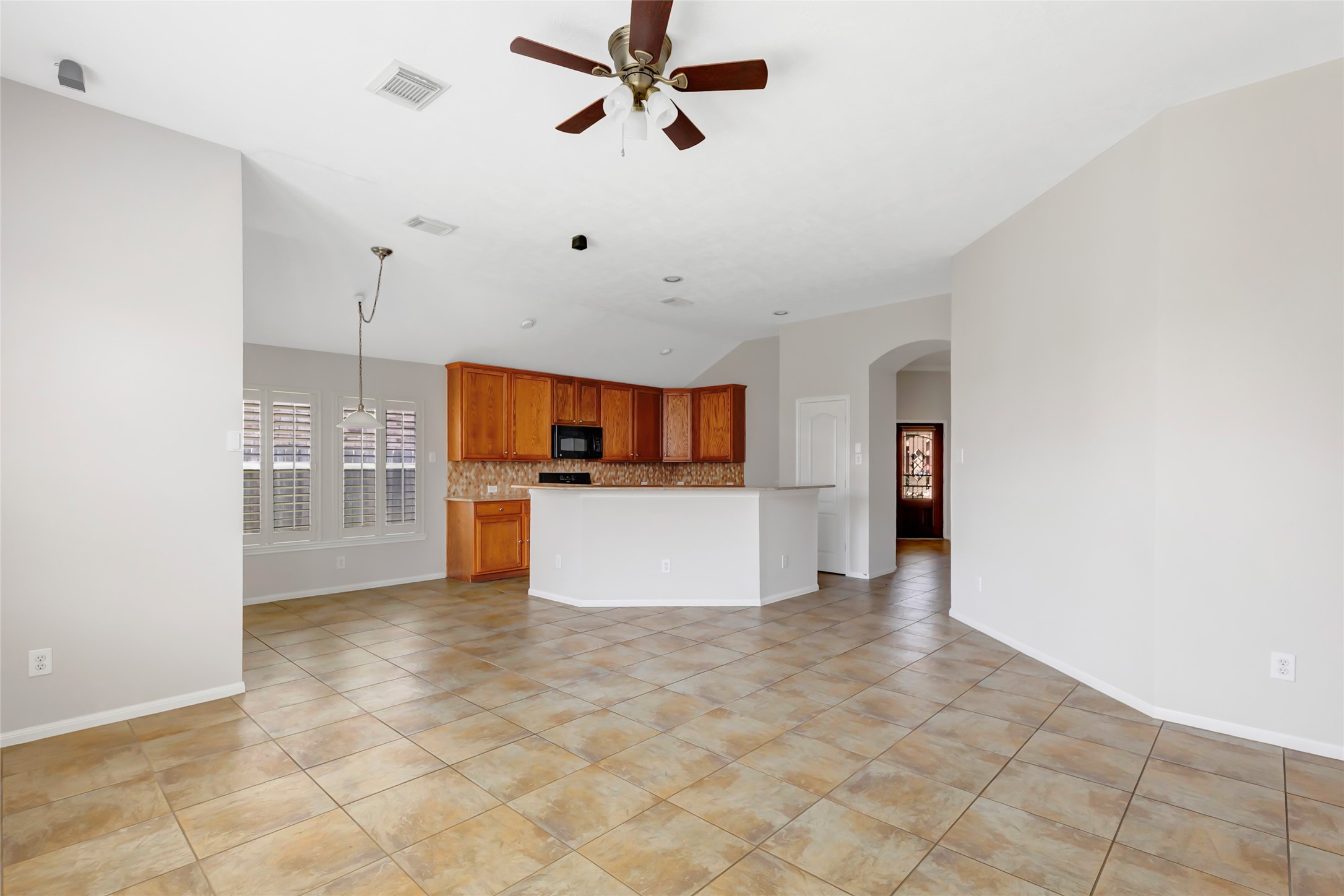 16002 Ne Sonoma Park Drive Property Photo 12