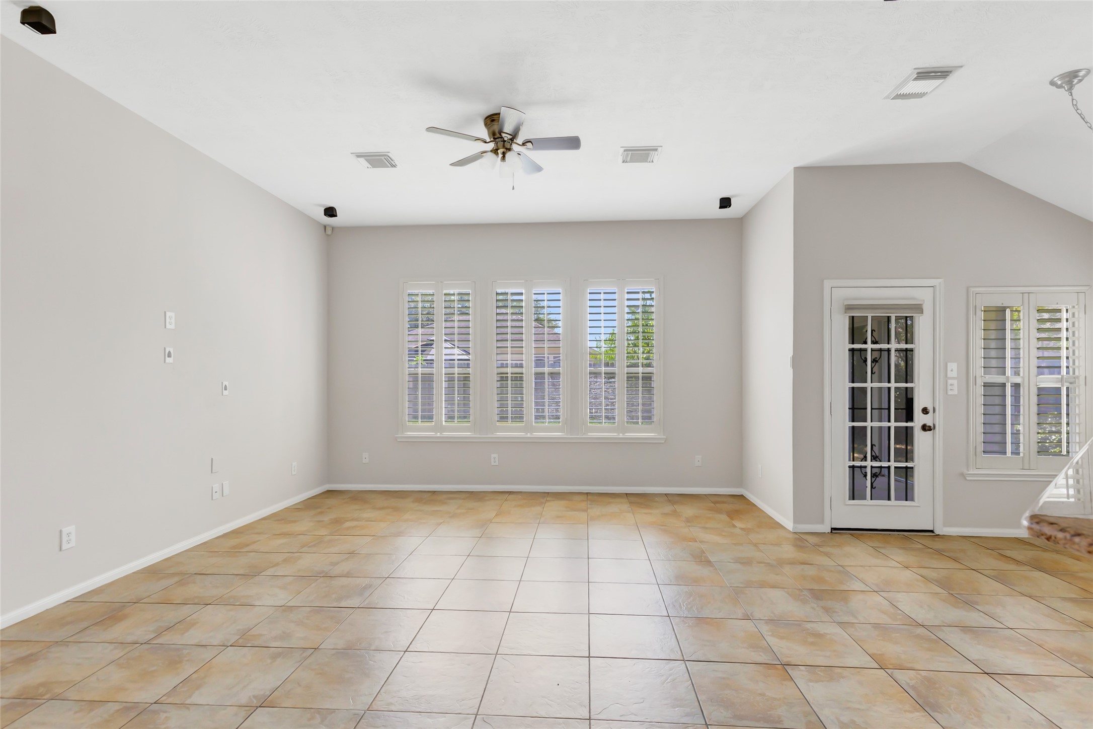 16002 Ne Sonoma Park Drive Property Photo 13