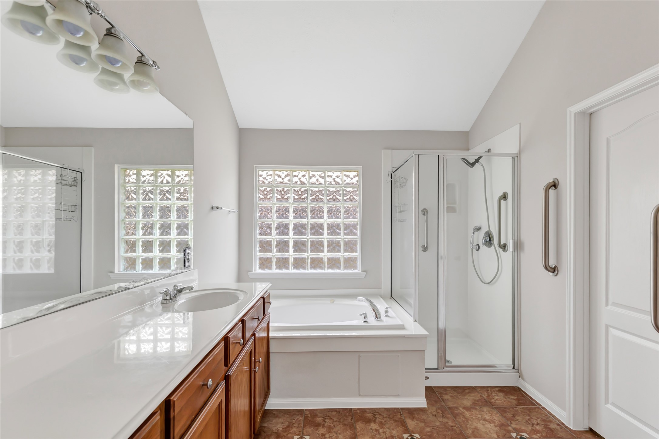16002 Ne Sonoma Park Drive Property Photo 19