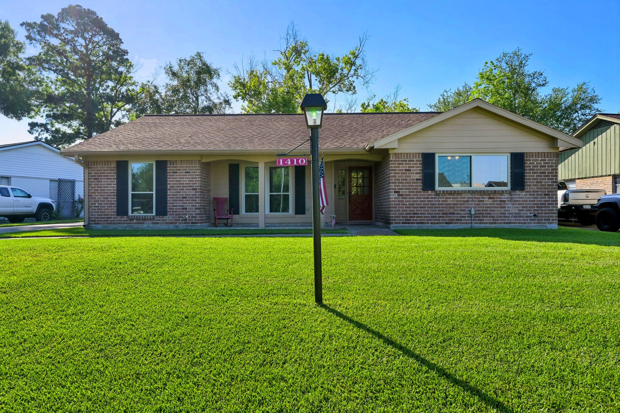 1410 Saxony Lane Property Photo 1
