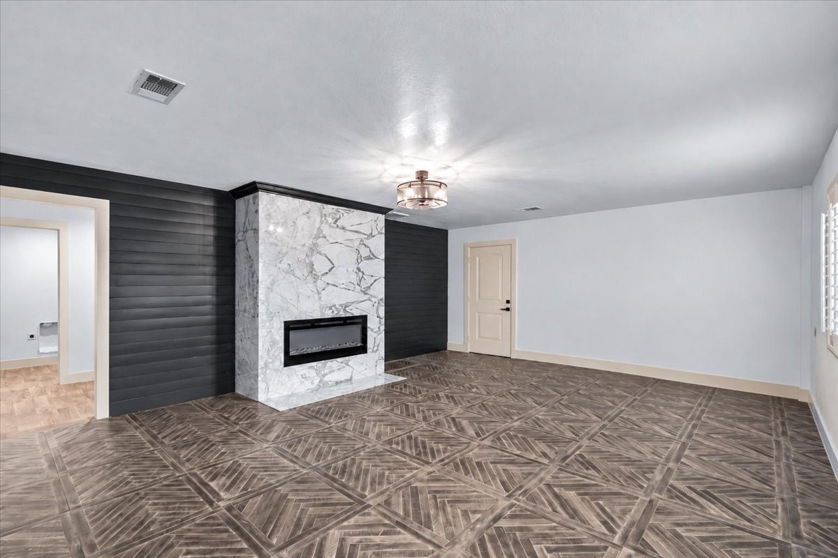 7811 County Road 168 Property Photo 18