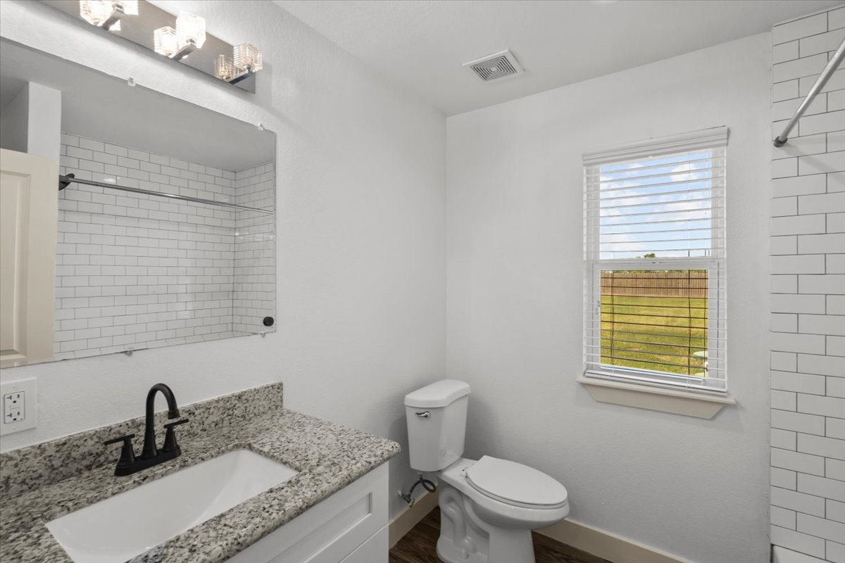 7811 County Road 168 Property Photo 27