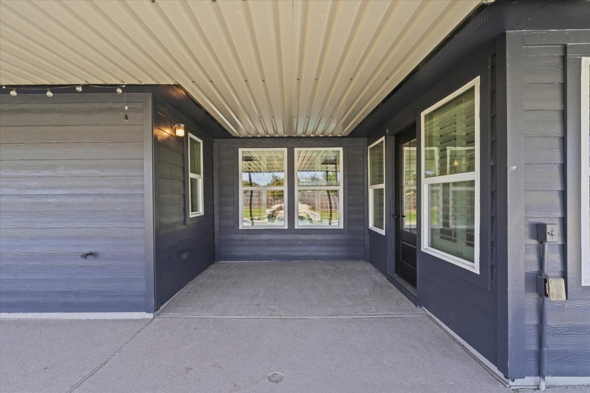 7811 County Road 168 Property Photo 30