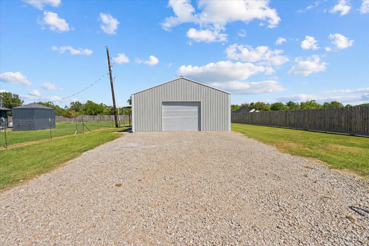 7811 County Road 168 Property Photo 41