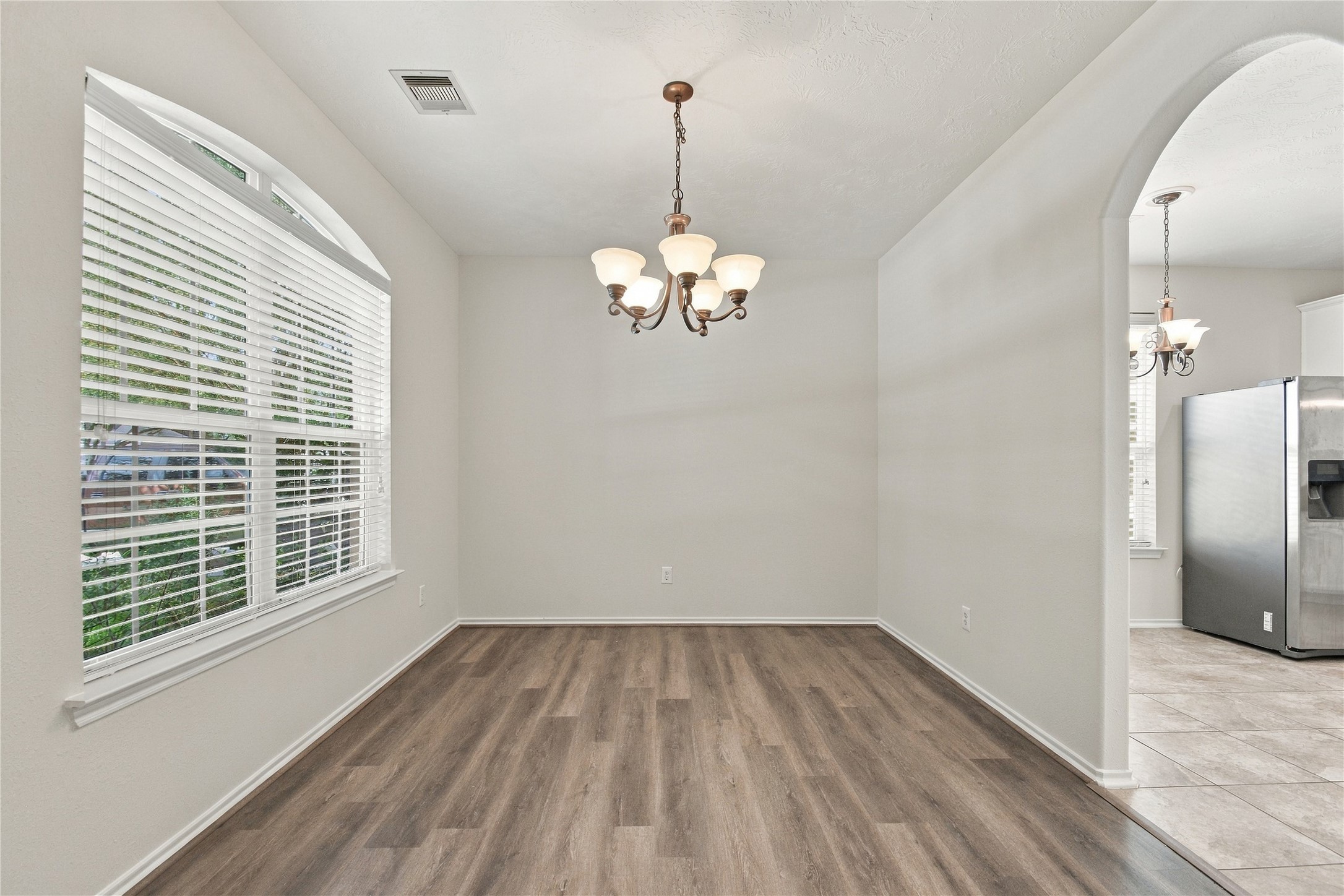 25018 Lakecrest Manor Drive Property Photo 12