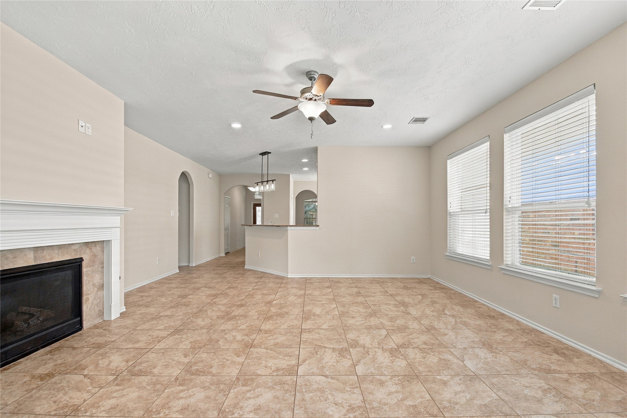 25018 Lakecrest Manor Drive Property Photo 16
