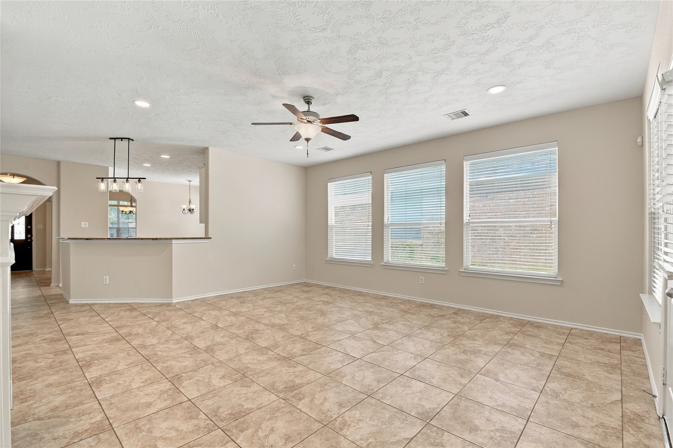 25018 Lakecrest Manor Drive Property Photo 18