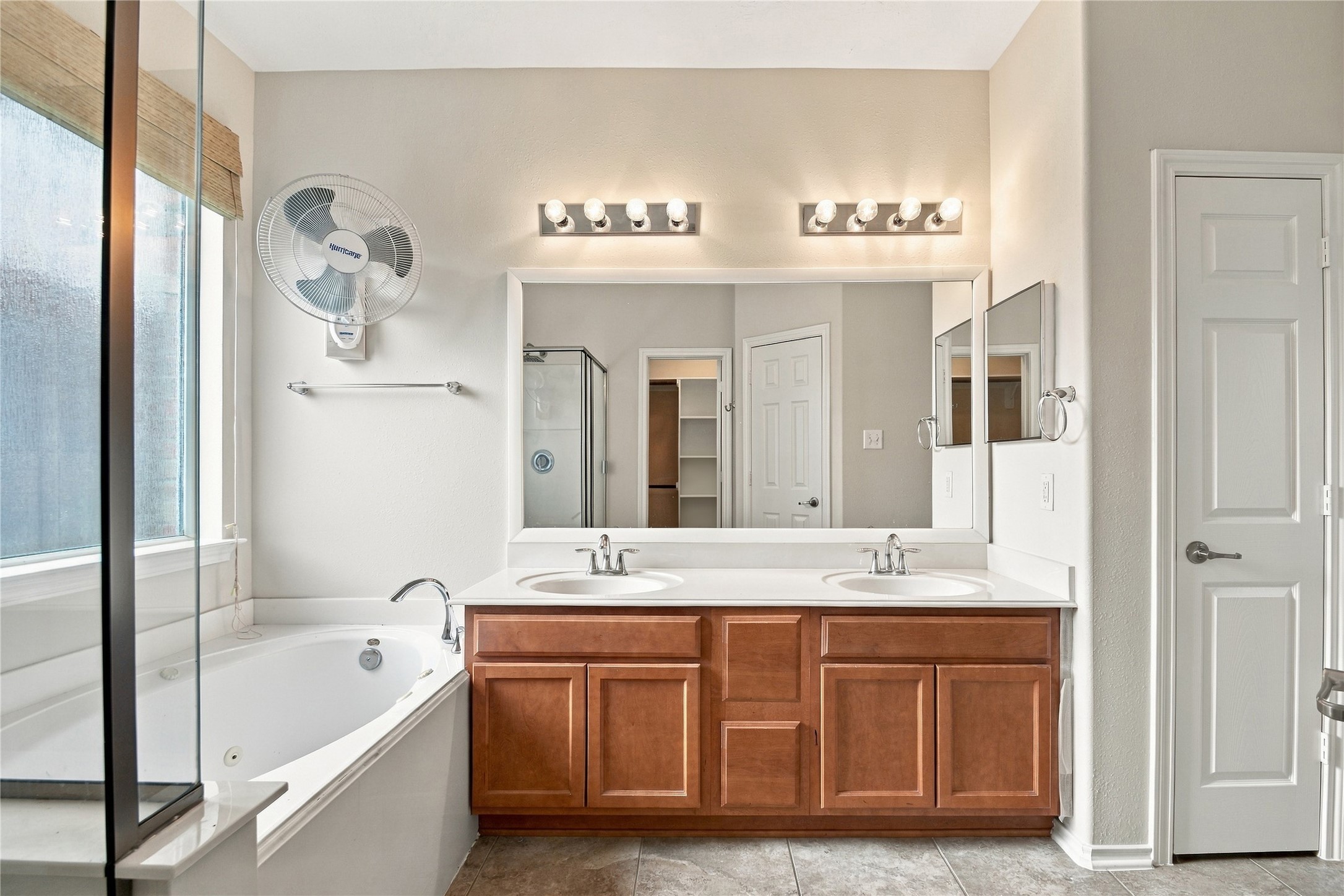 25018 Lakecrest Manor Drive Property Photo 30