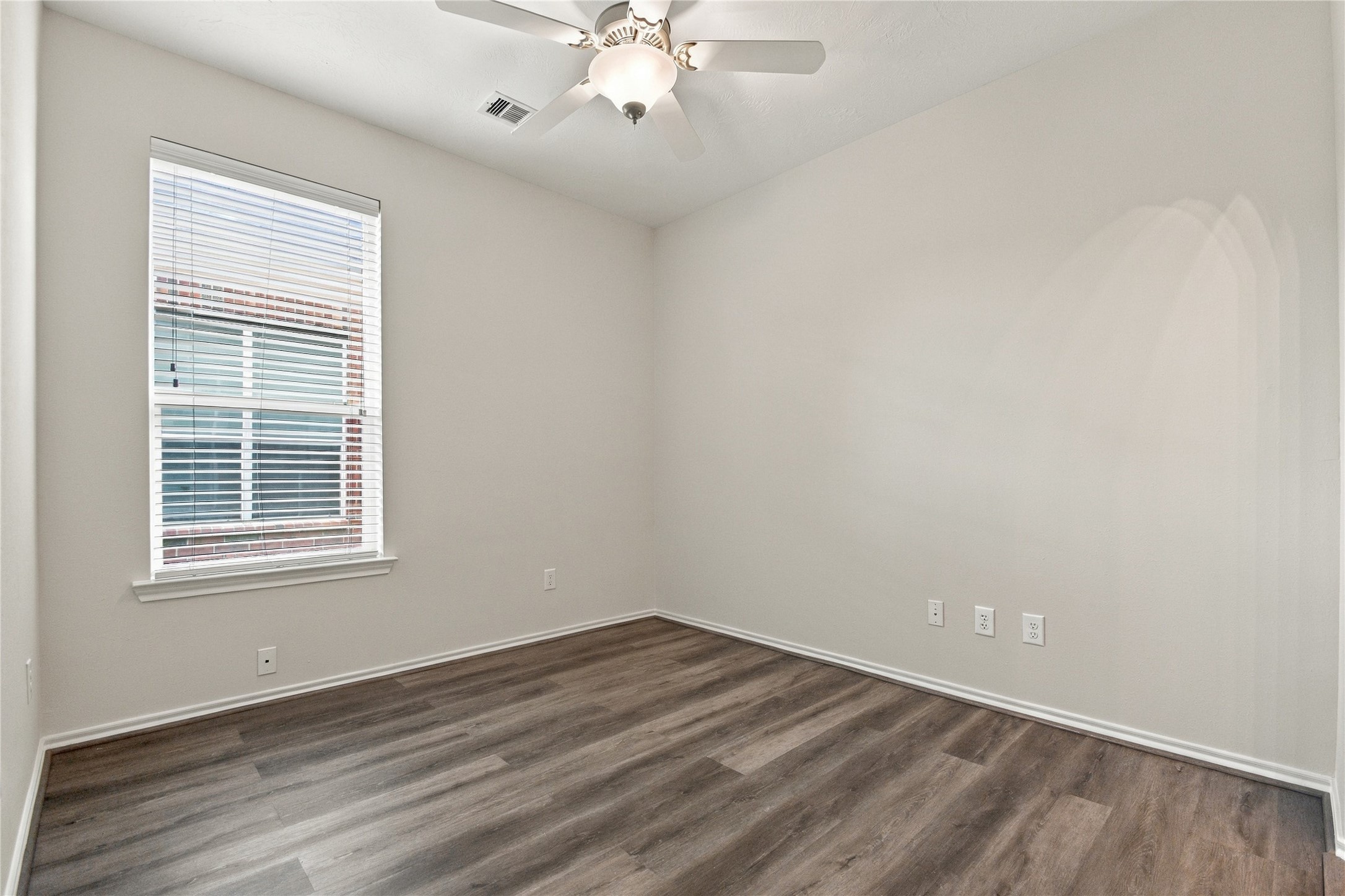 25018 Lakecrest Manor Drive Property Photo 34