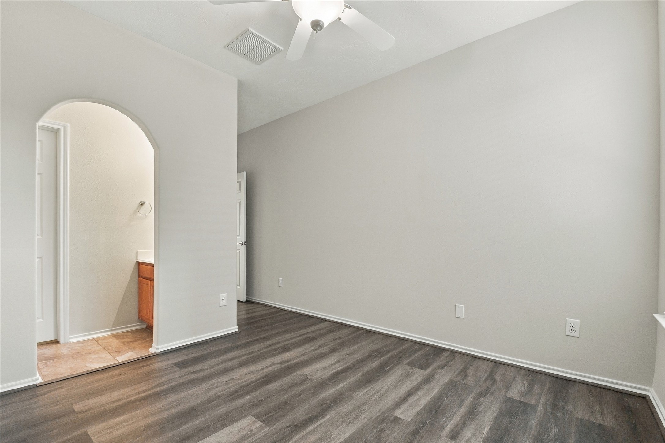 25018 Lakecrest Manor Drive Property Photo 35