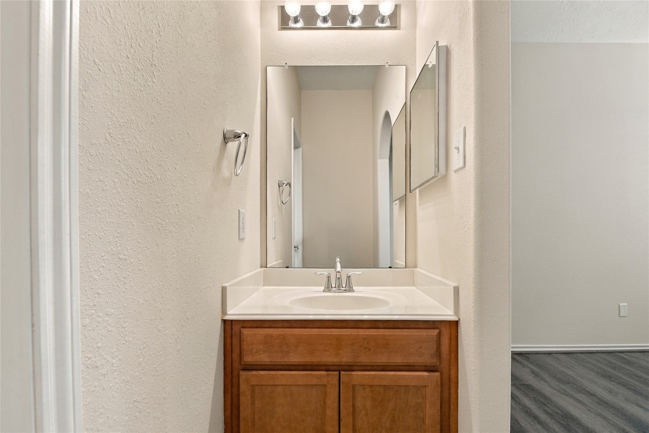 25018 Lakecrest Manor Drive Property Photo 36