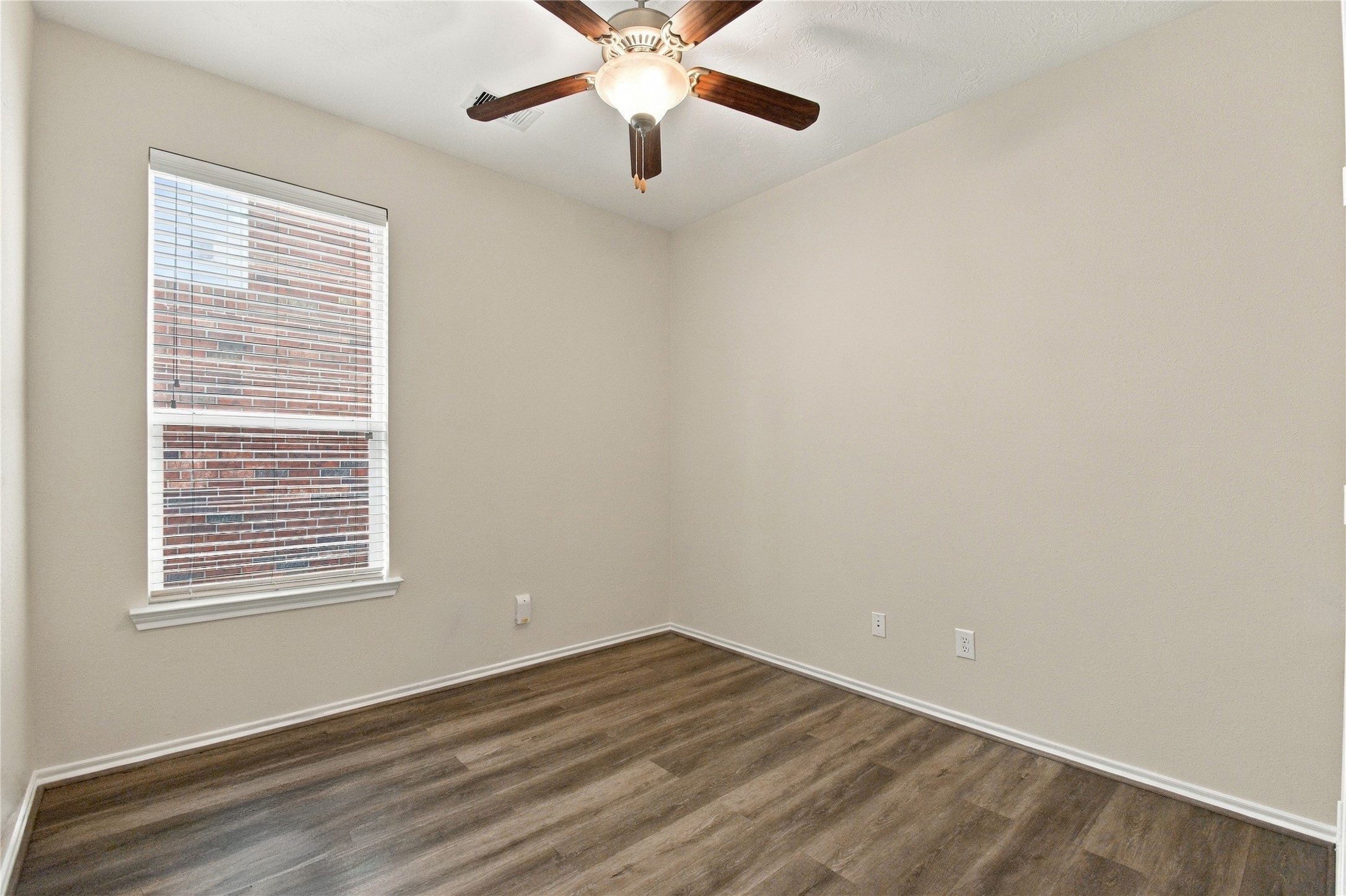 25018 Lakecrest Manor Drive Property Photo 43