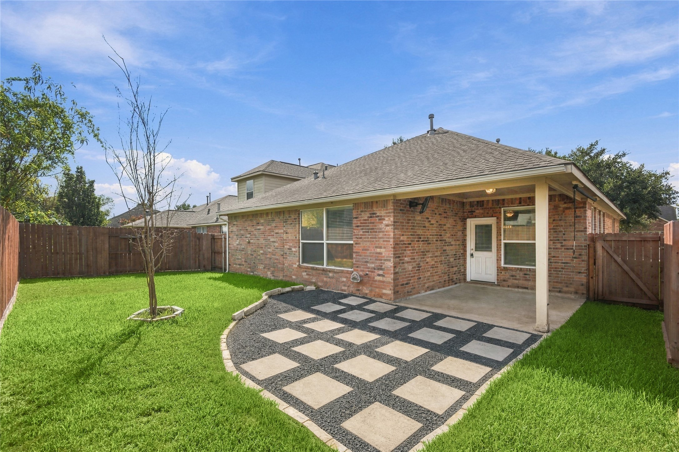 25018 Lakecrest Manor Drive Property Photo 48