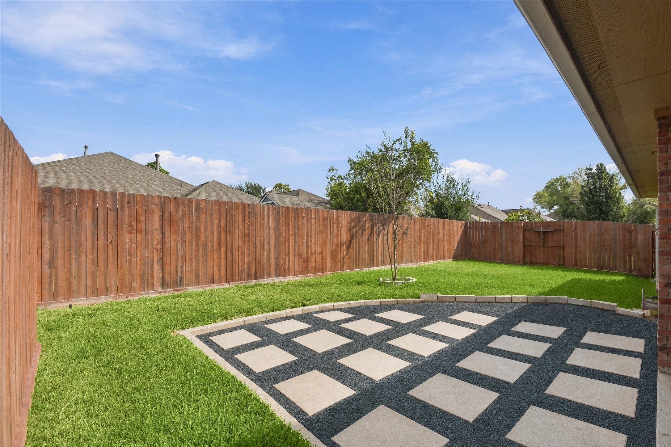 25018 Lakecrest Manor Drive Property Photo 49