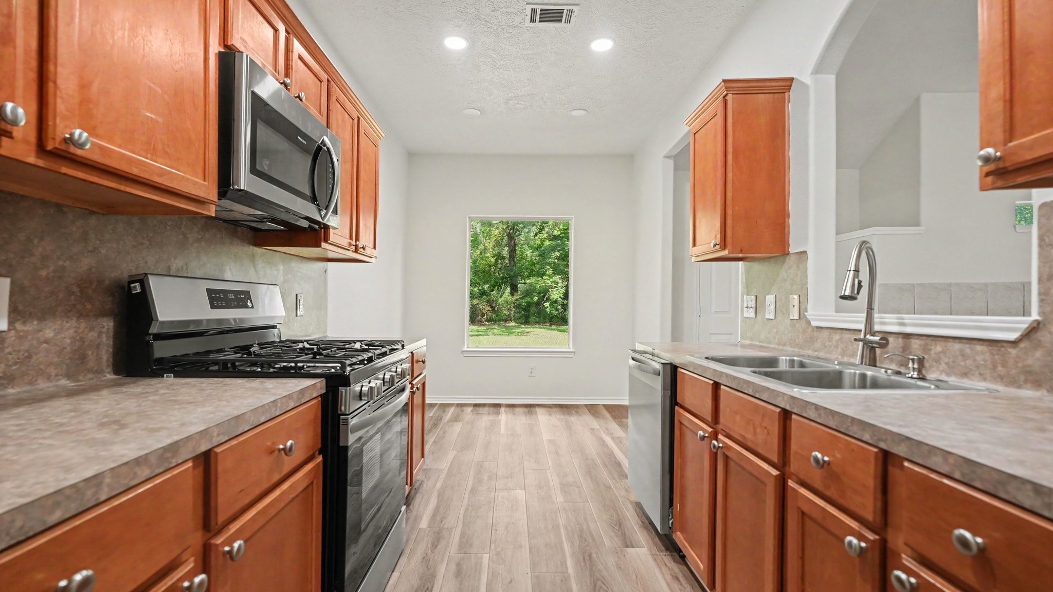 602 Marblehead Street Property Photo 7