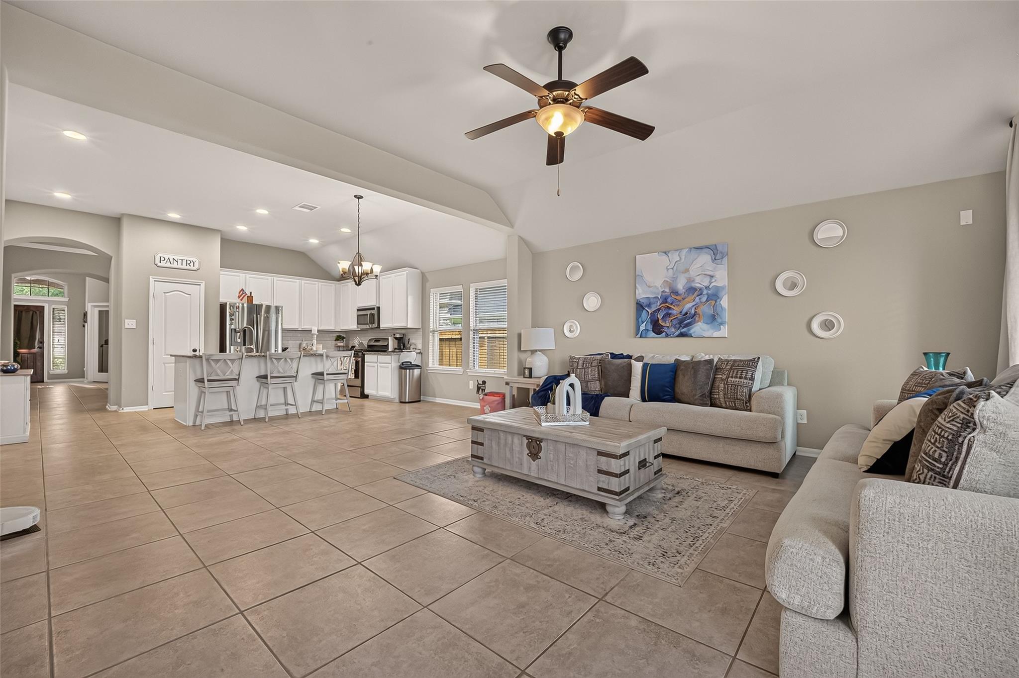 2115 Rolling Hills Drive Property Photo 13