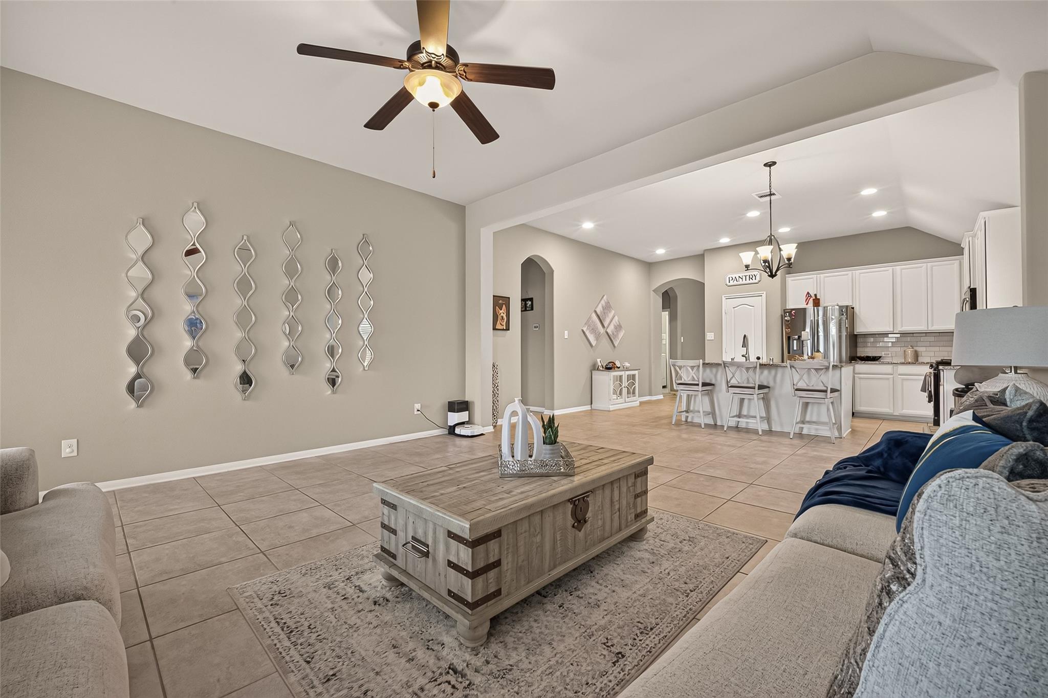2115 Rolling Hills Drive Property Photo 14