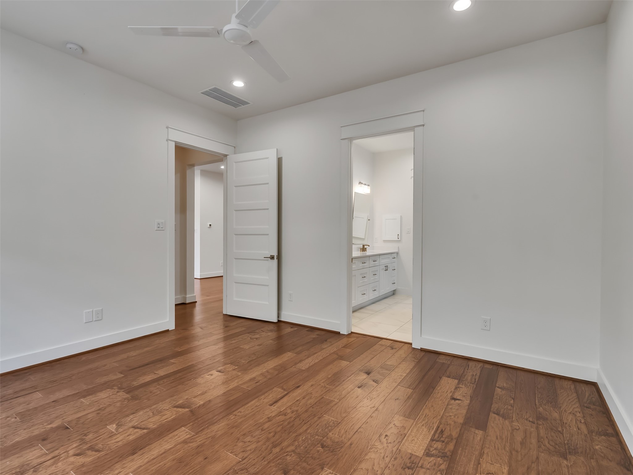10330 Grove Row Avenue Property Photo 36