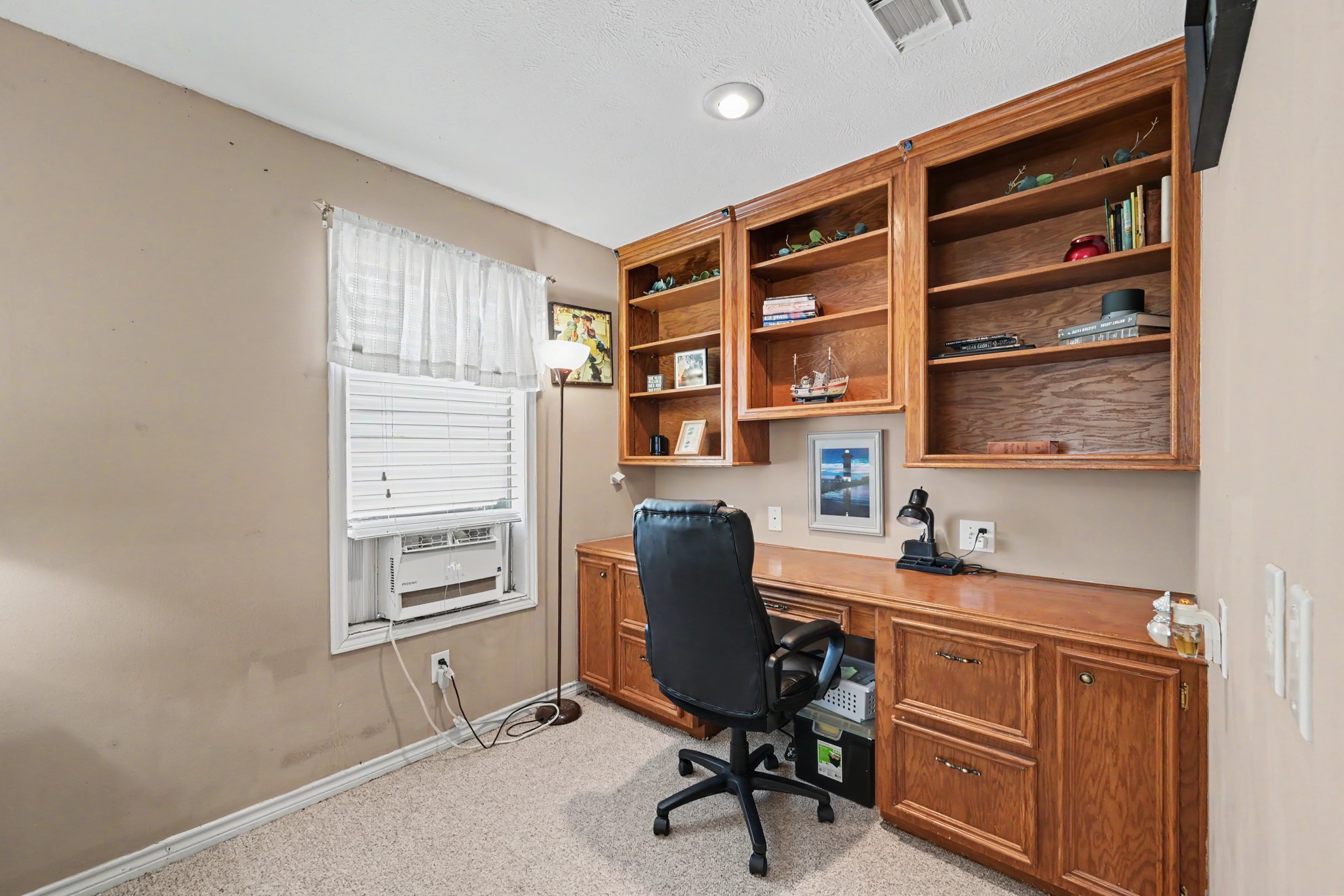 281 Broadmoor Drive Property Photo 20