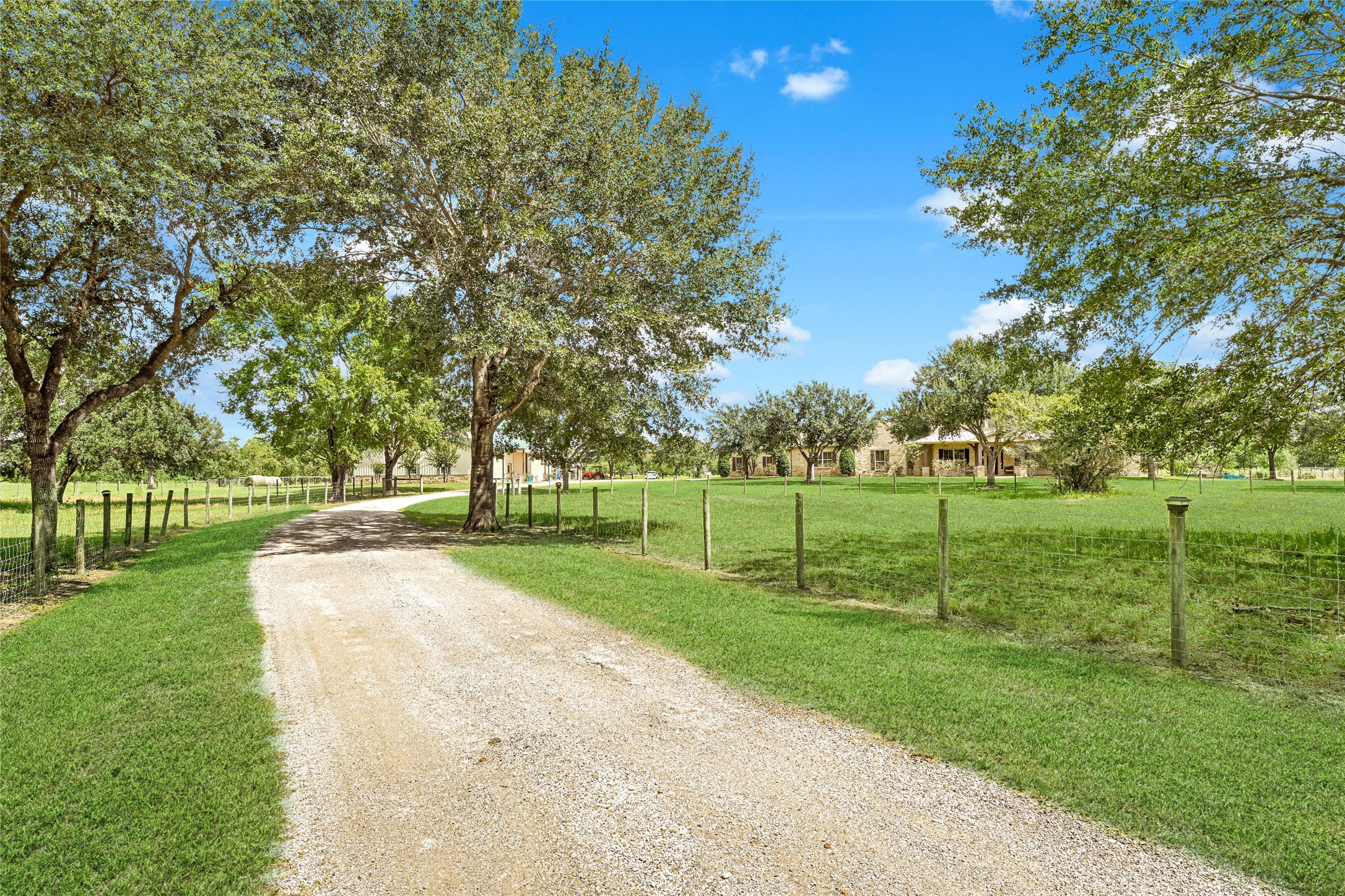 4800 Katy Hockley Road Property Photo 3