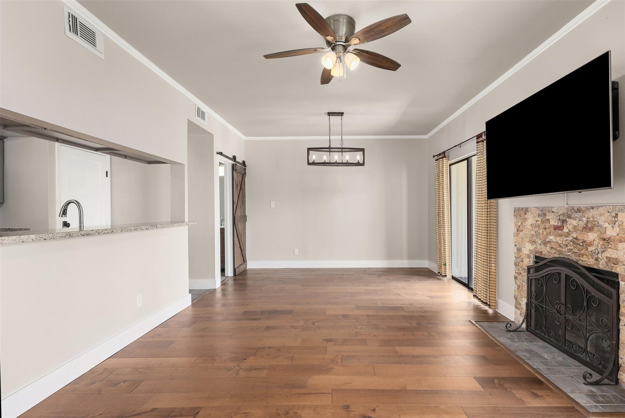 18809 Egret Bay Boulevard 214 Property Photo 1