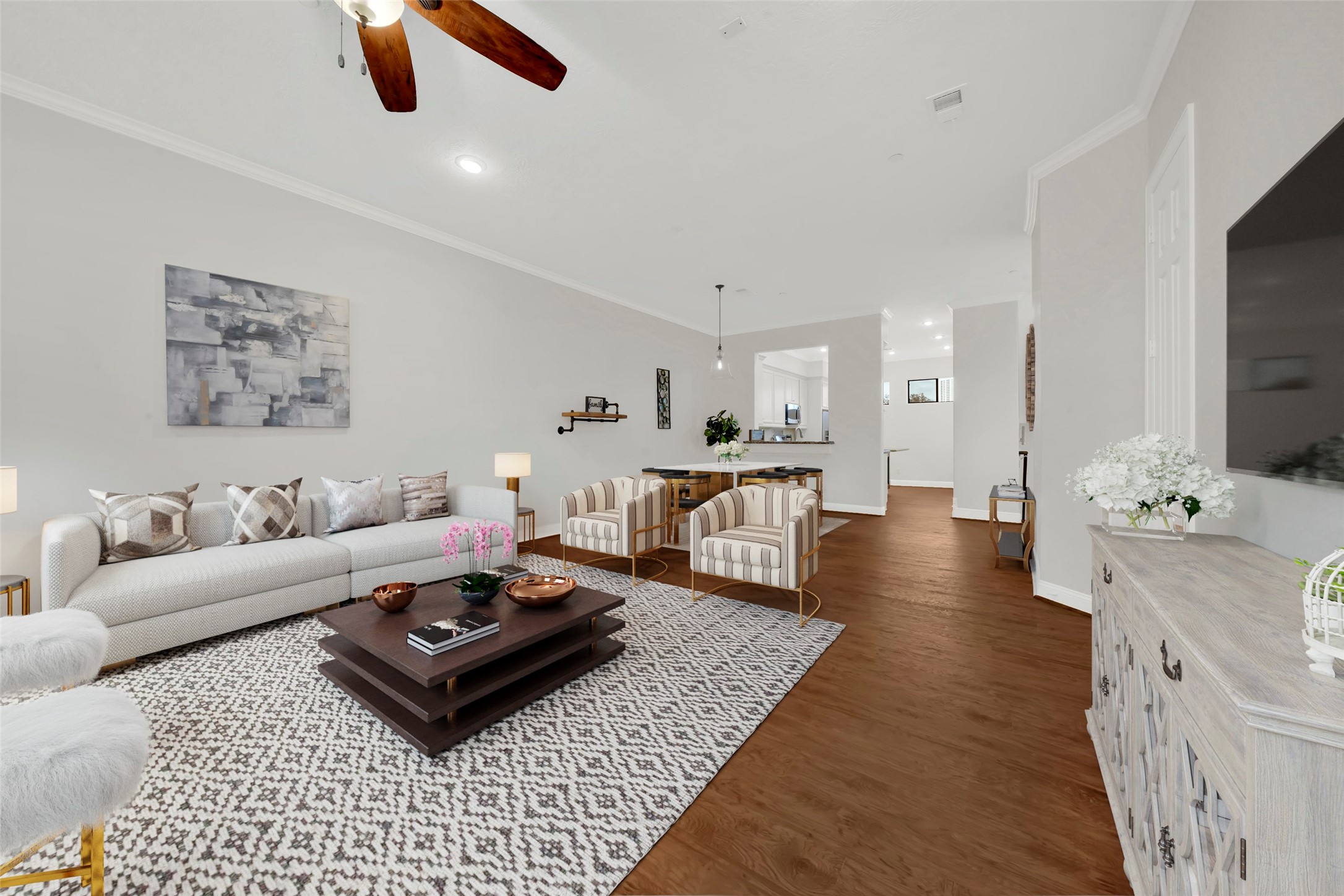 2609 Riverside Drive C Property Photo 8